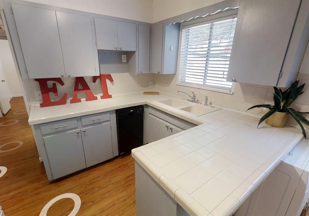 3011 Whitis Ave #204 Property Photo 4