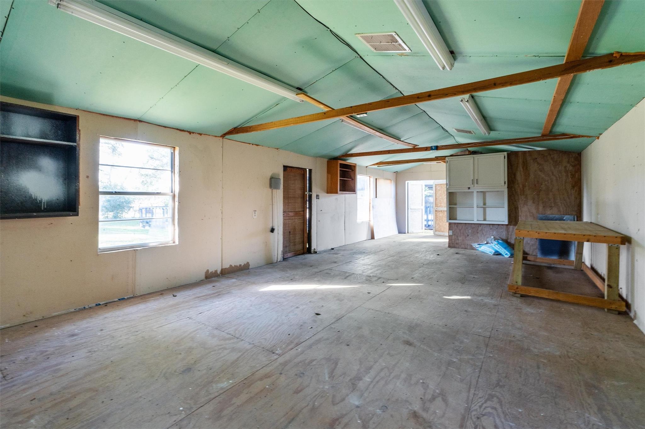 1701 Deep Wood Dr Property Photo 31