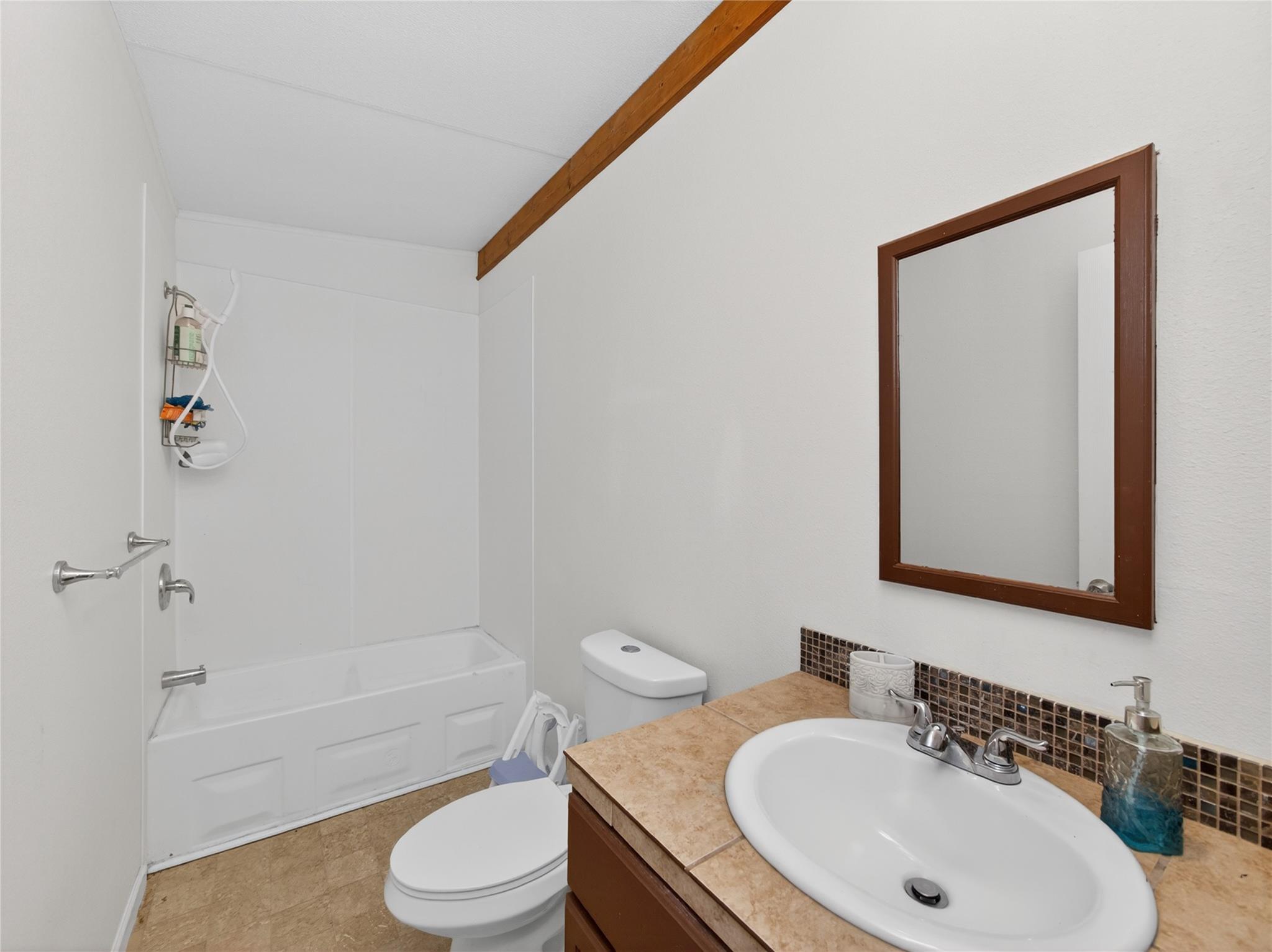 243 Highline Dr Property Photo 20