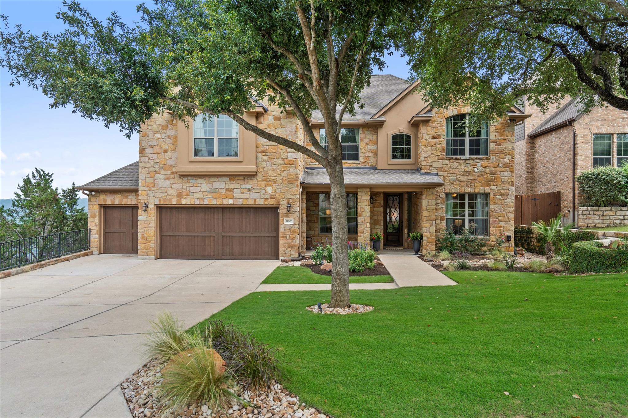 11705 Palisades Pkwy Property Photo 1