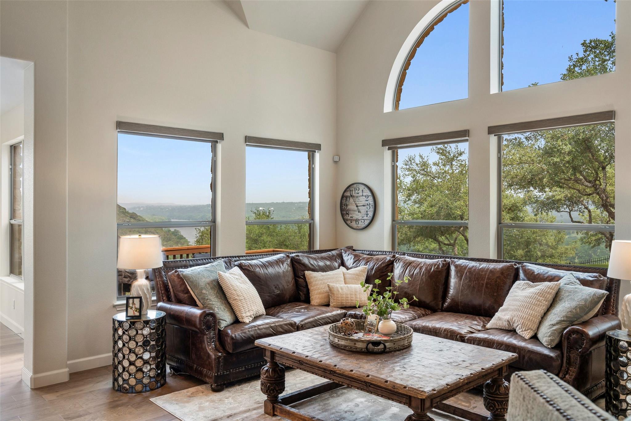 11705 Palisades Pkwy Property Photo 8