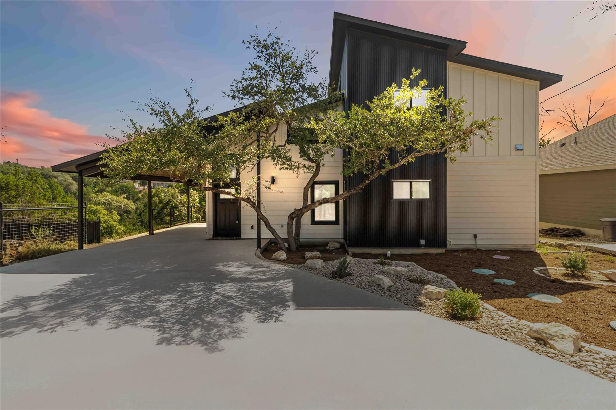 2024 Ronda Ct Property Photo 1