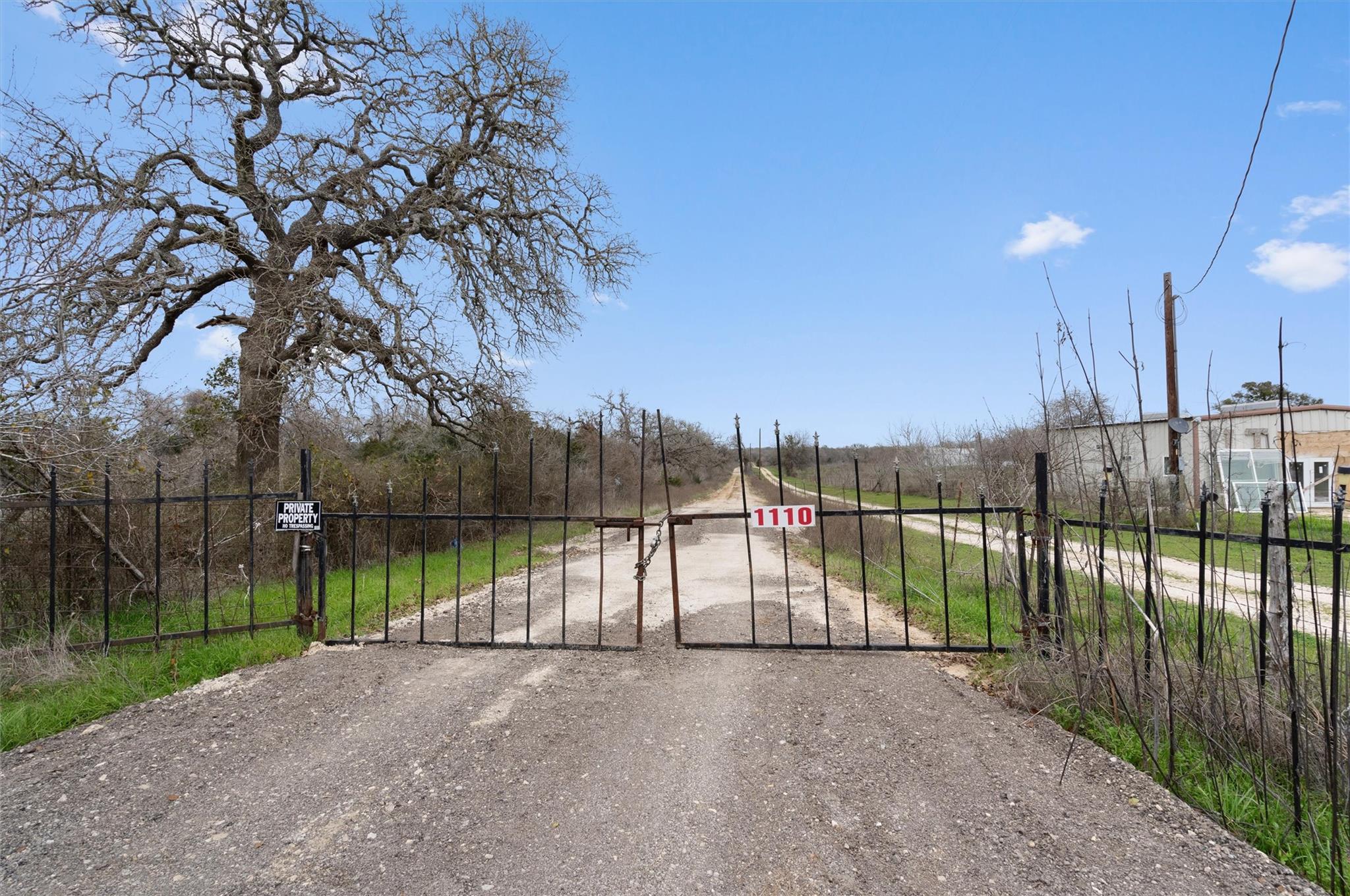 1110 Fm 812 Property Photo 3