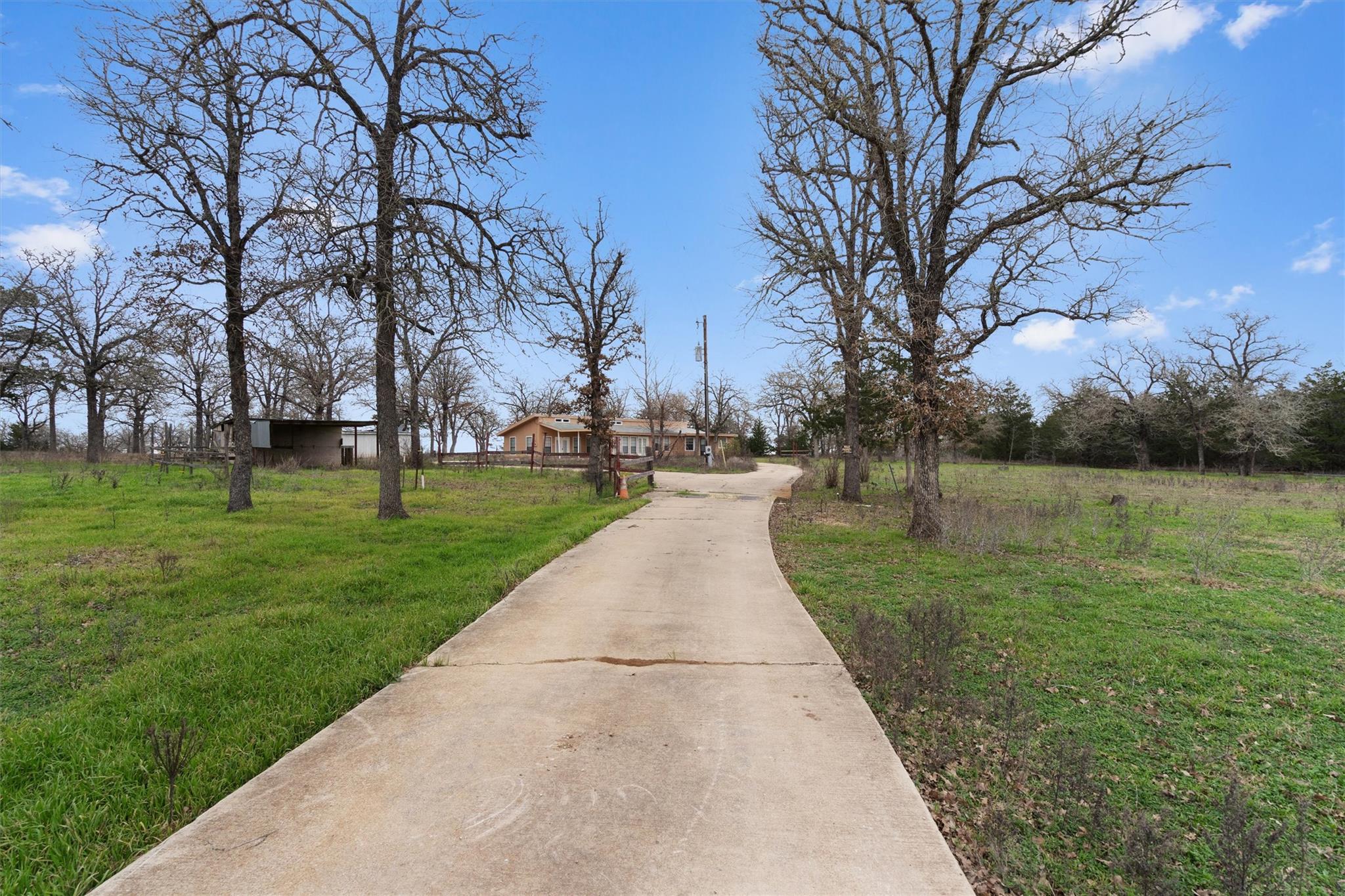 1110 Fm 812 Property Photo 5