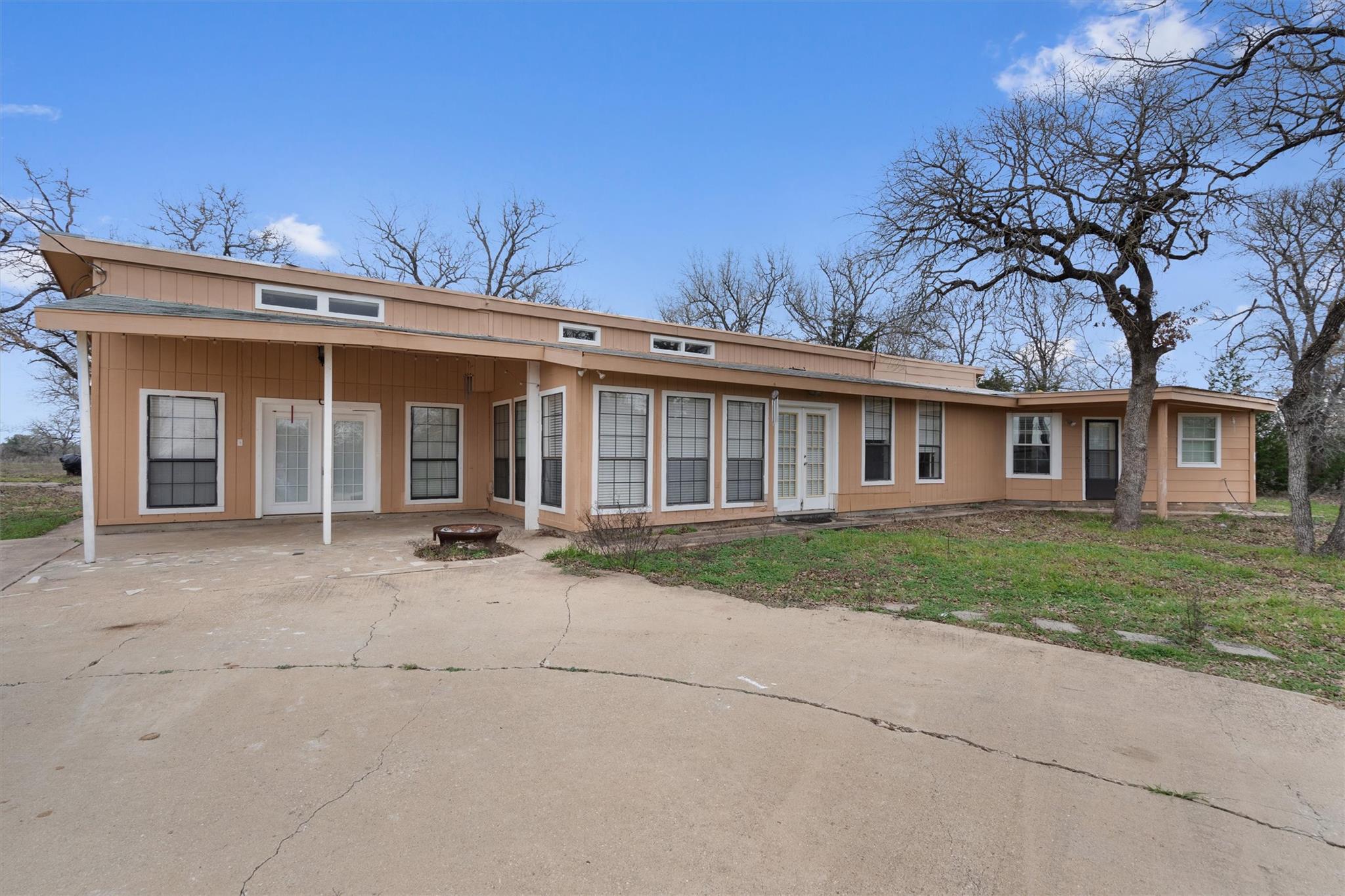 1110 Fm 812 Property Photo 7