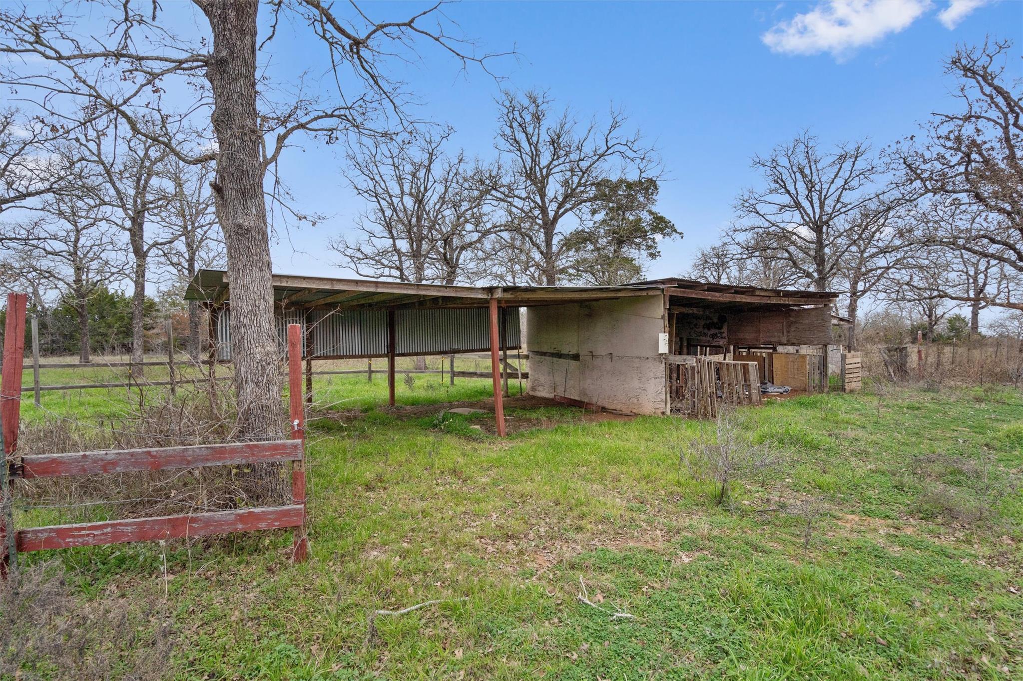 1110 Fm 812 Property Photo 23