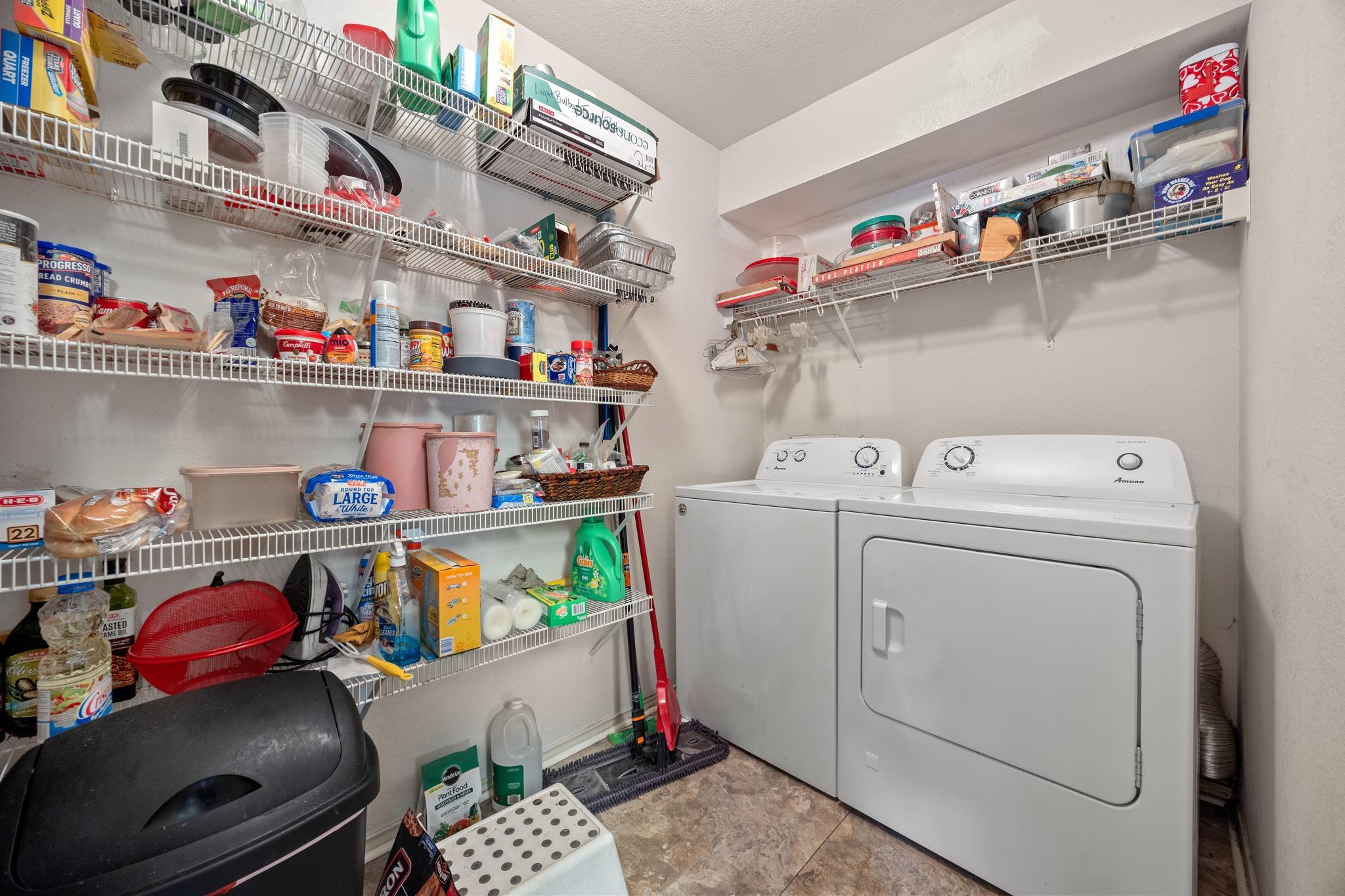 2556 Vernell Way Property Photo 13