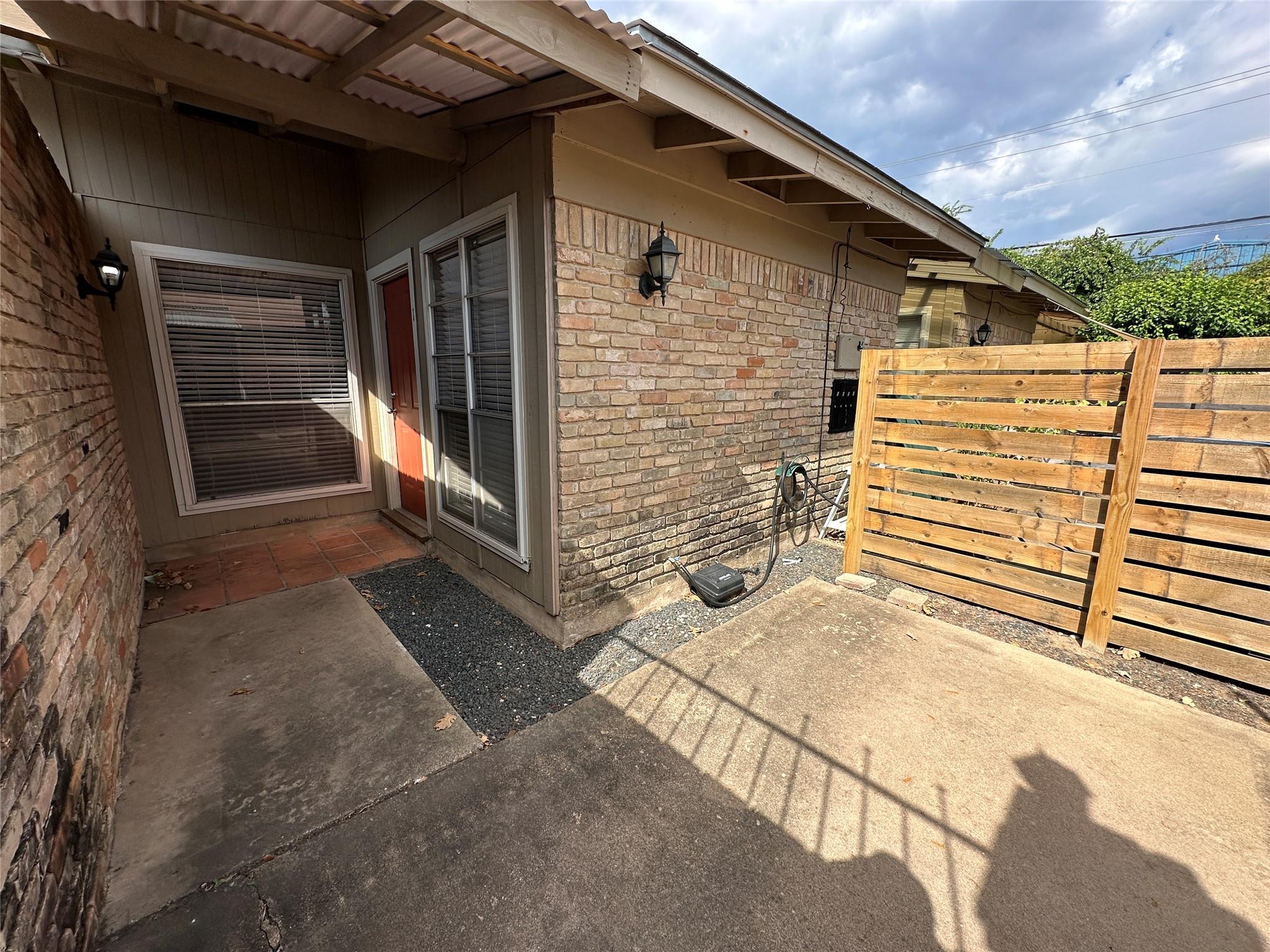 3422 Willowrun Dr #1 Property Photo 1