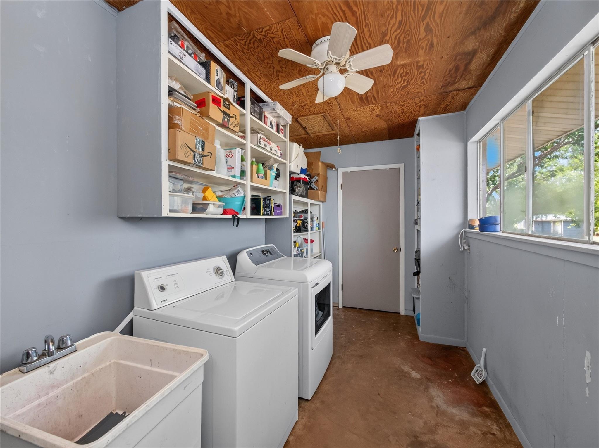 1205 W Haynie St Property Photo 19