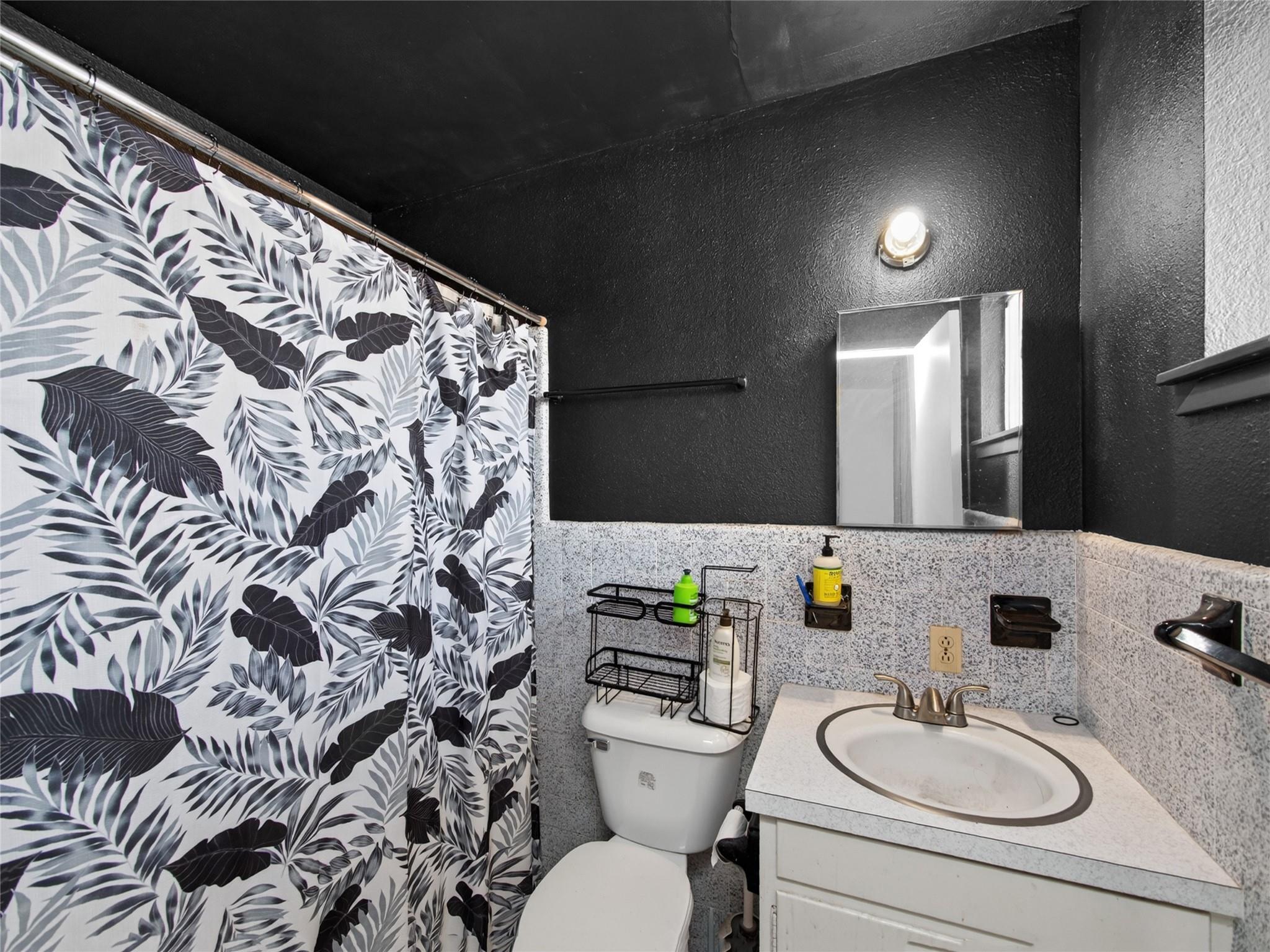 1205 W Haynie St Property Photo 22