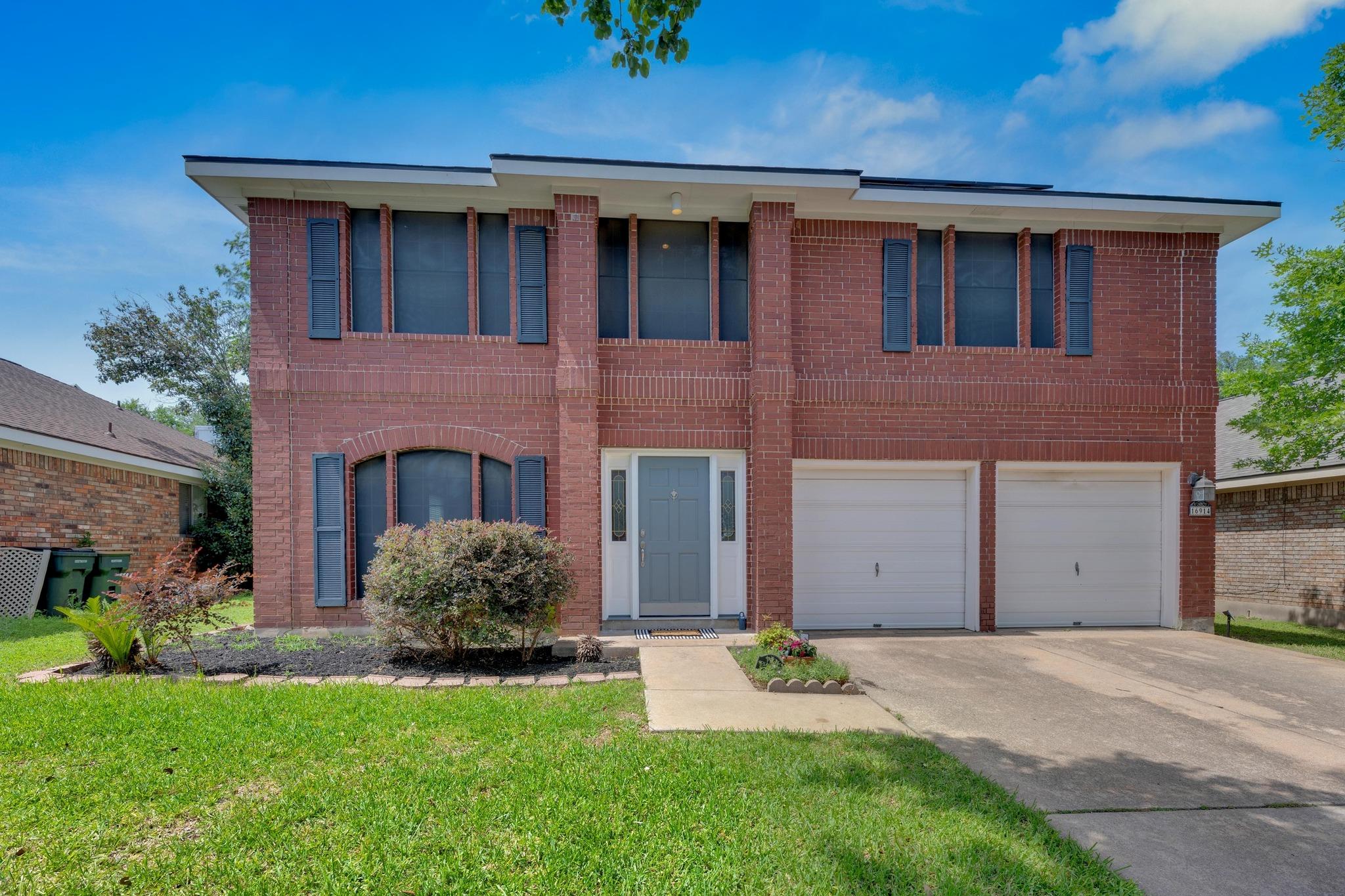16914 Dorman Dr Property Photo