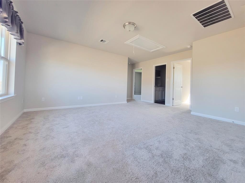 220 Mountain Valley St Property Photo 15