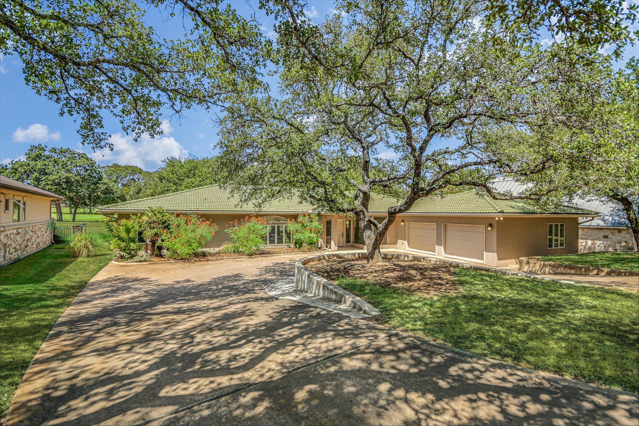 306 Blue Ground None Property Photo 1