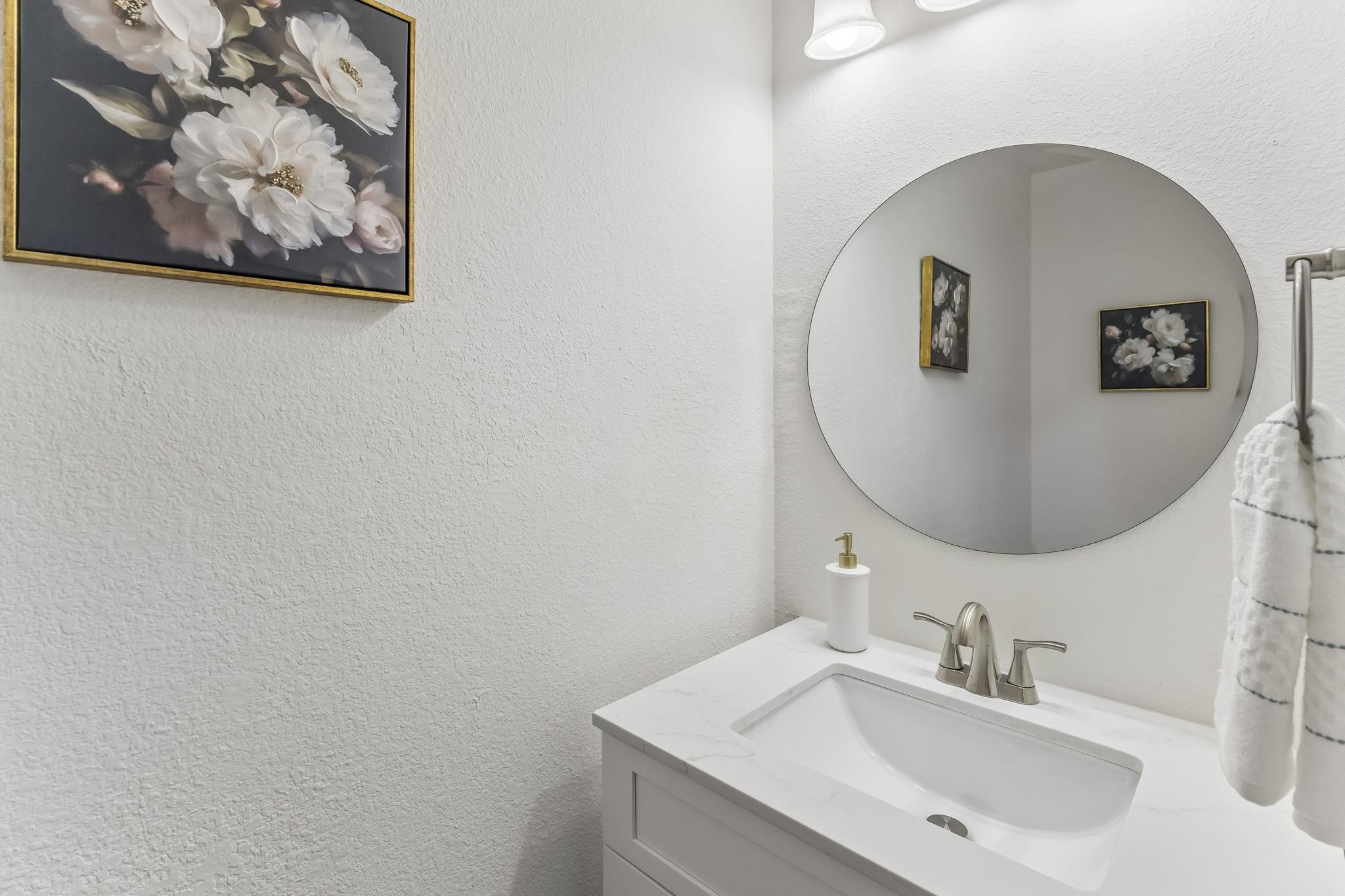 8921 Corran Ferry Dr Property Photo 20