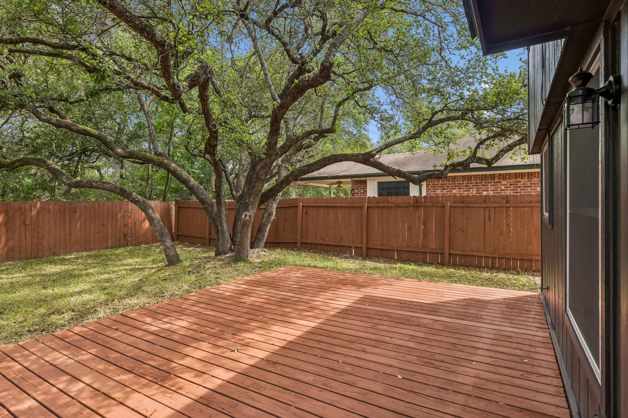 8921 Corran Ferry Dr Property Photo 36