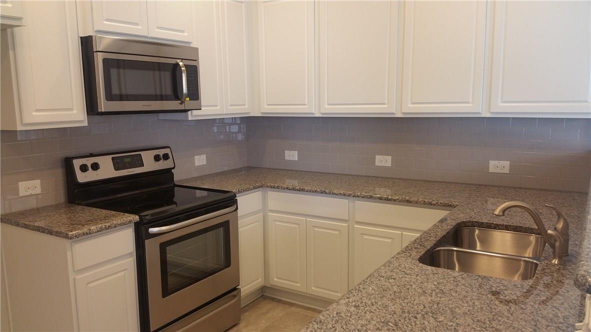 1532 Portchester Castle Path Property Photo 5