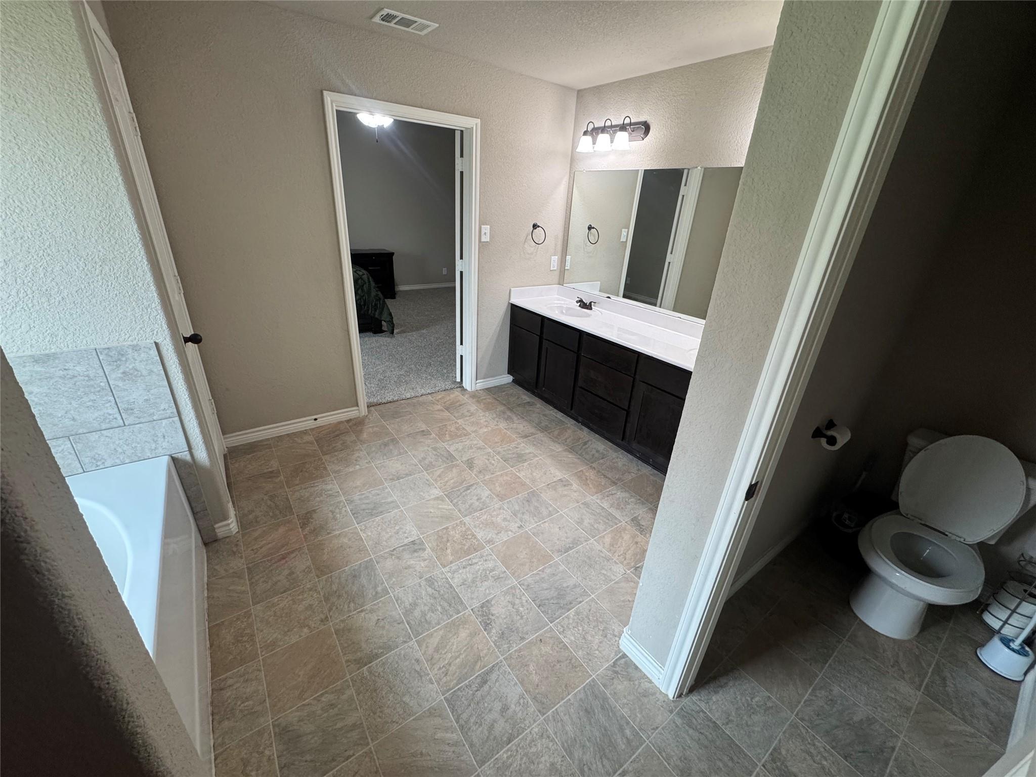 4100 Molly Dyer Dr Property Photo 5