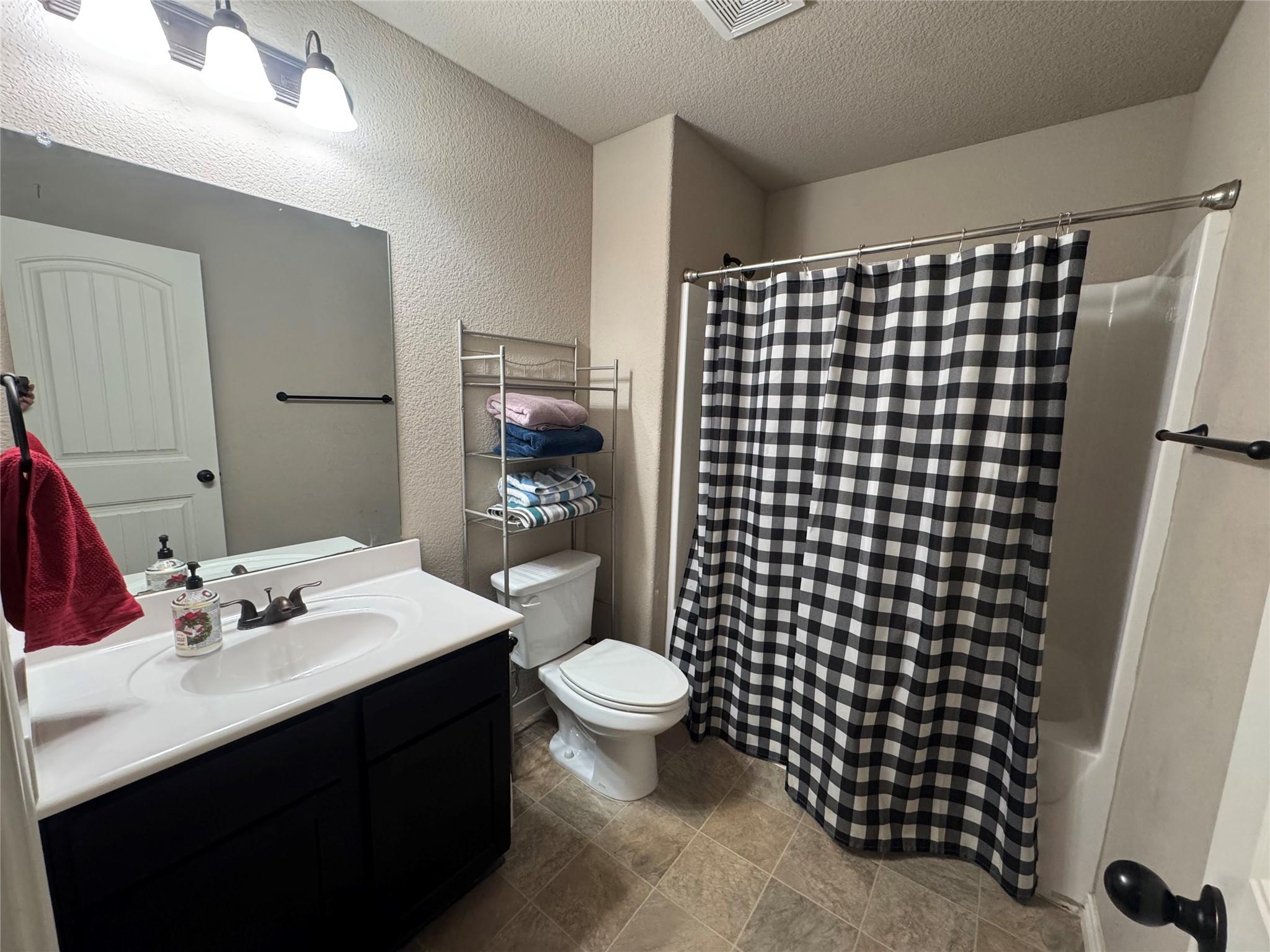 4100 Molly Dyer Dr Property Photo 8