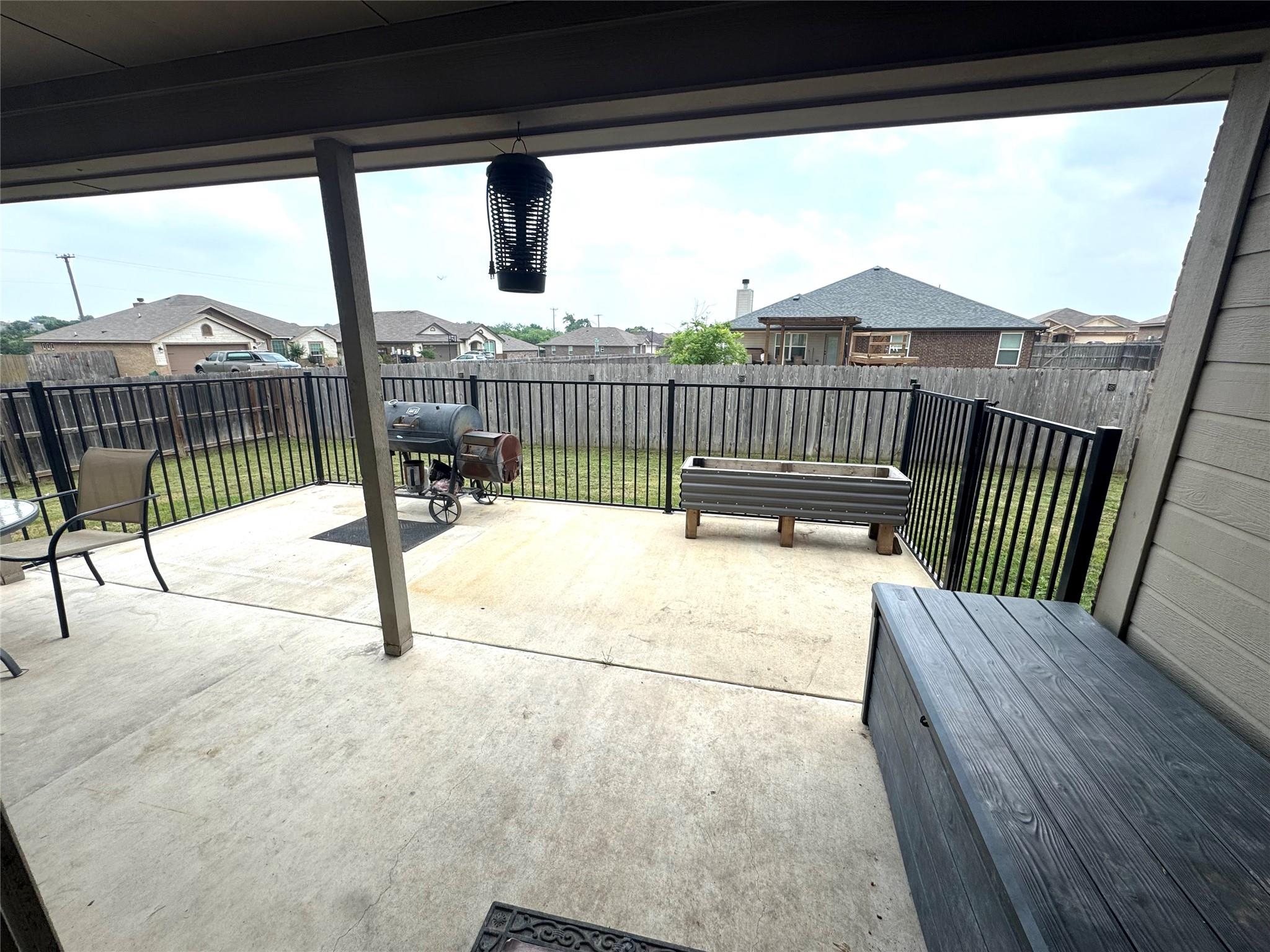 4100 Molly Dyer Dr Property Photo 12