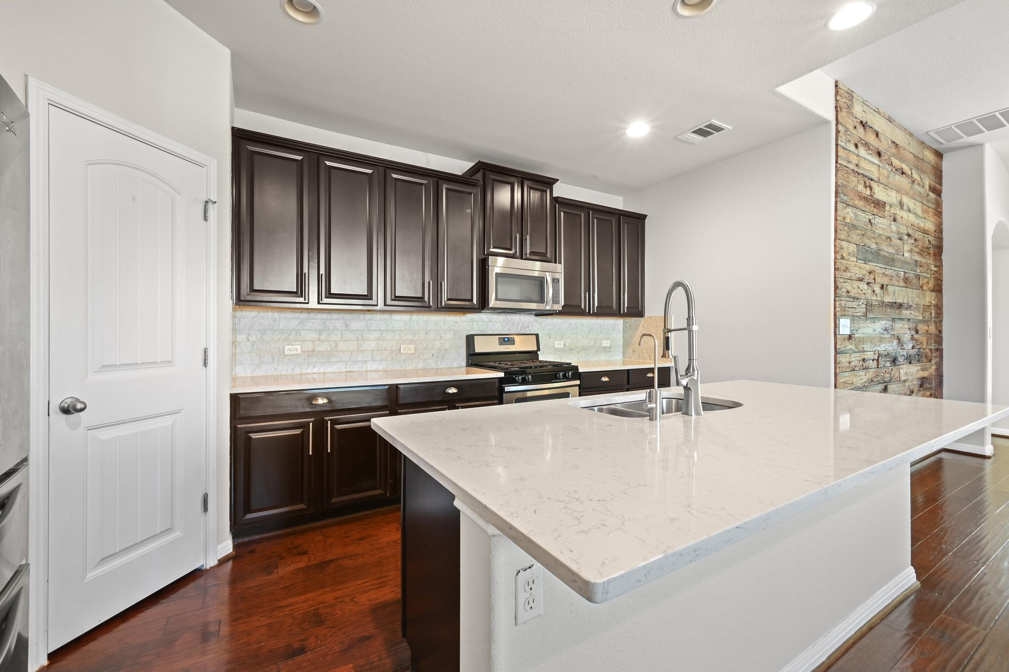 351 Wincliff Dr Property Photo 14