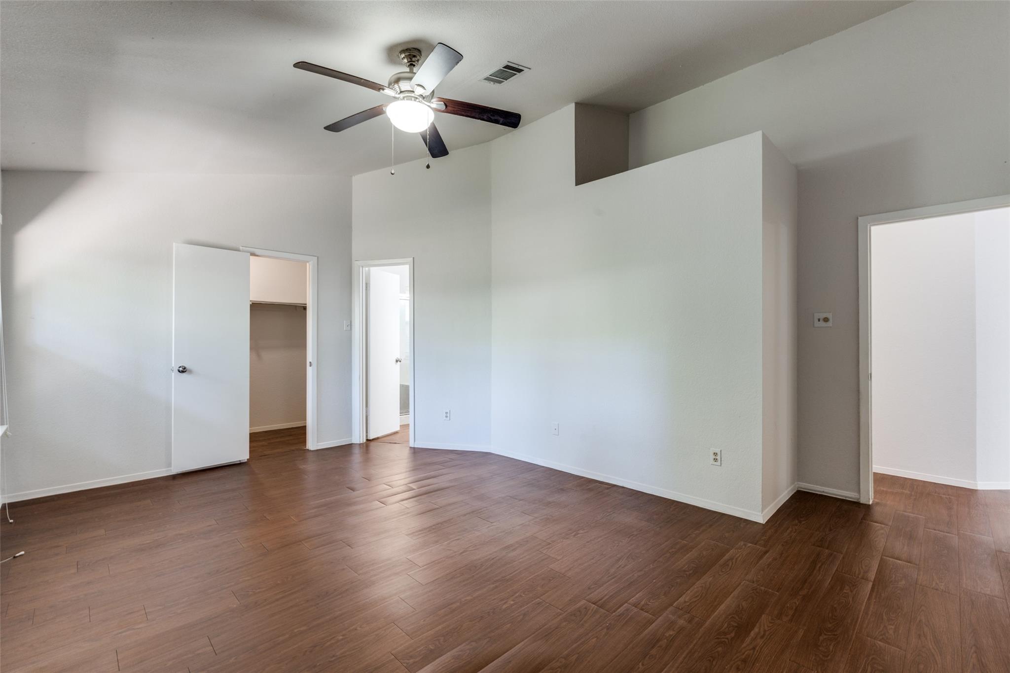 1811 Dayflower Trce Property Photo 15