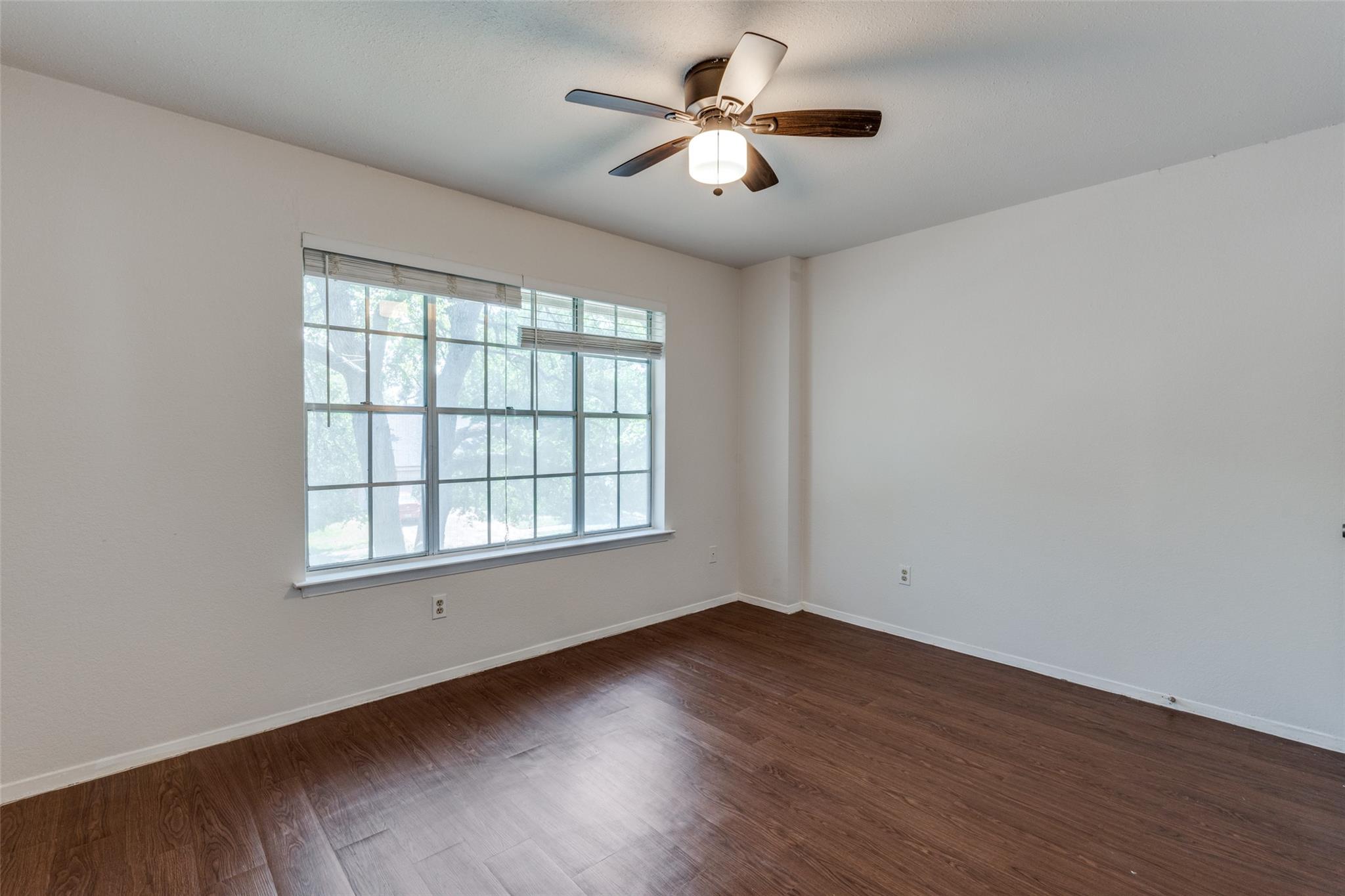 1811 Dayflower Trce Property Photo 18