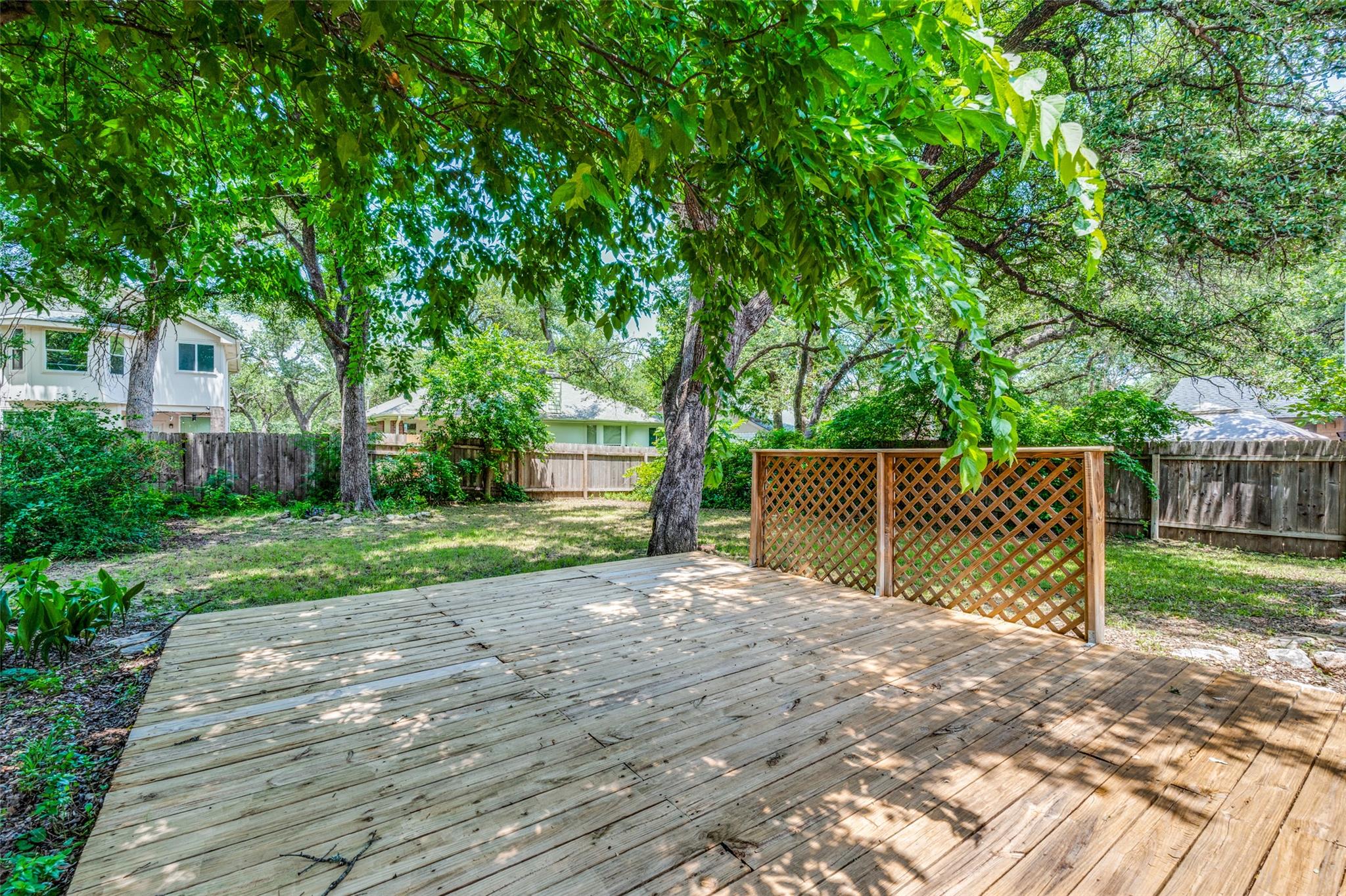 1811 Dayflower Trce Property Photo 23