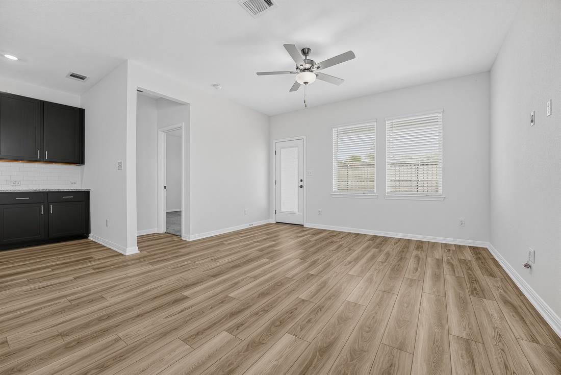 219 Mad Pupper Dr Property Photo 15
