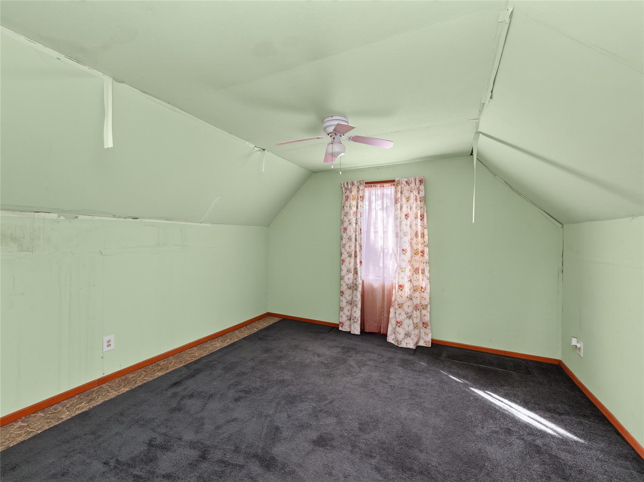 499 Hidden Oaks Dr Property Photo 19