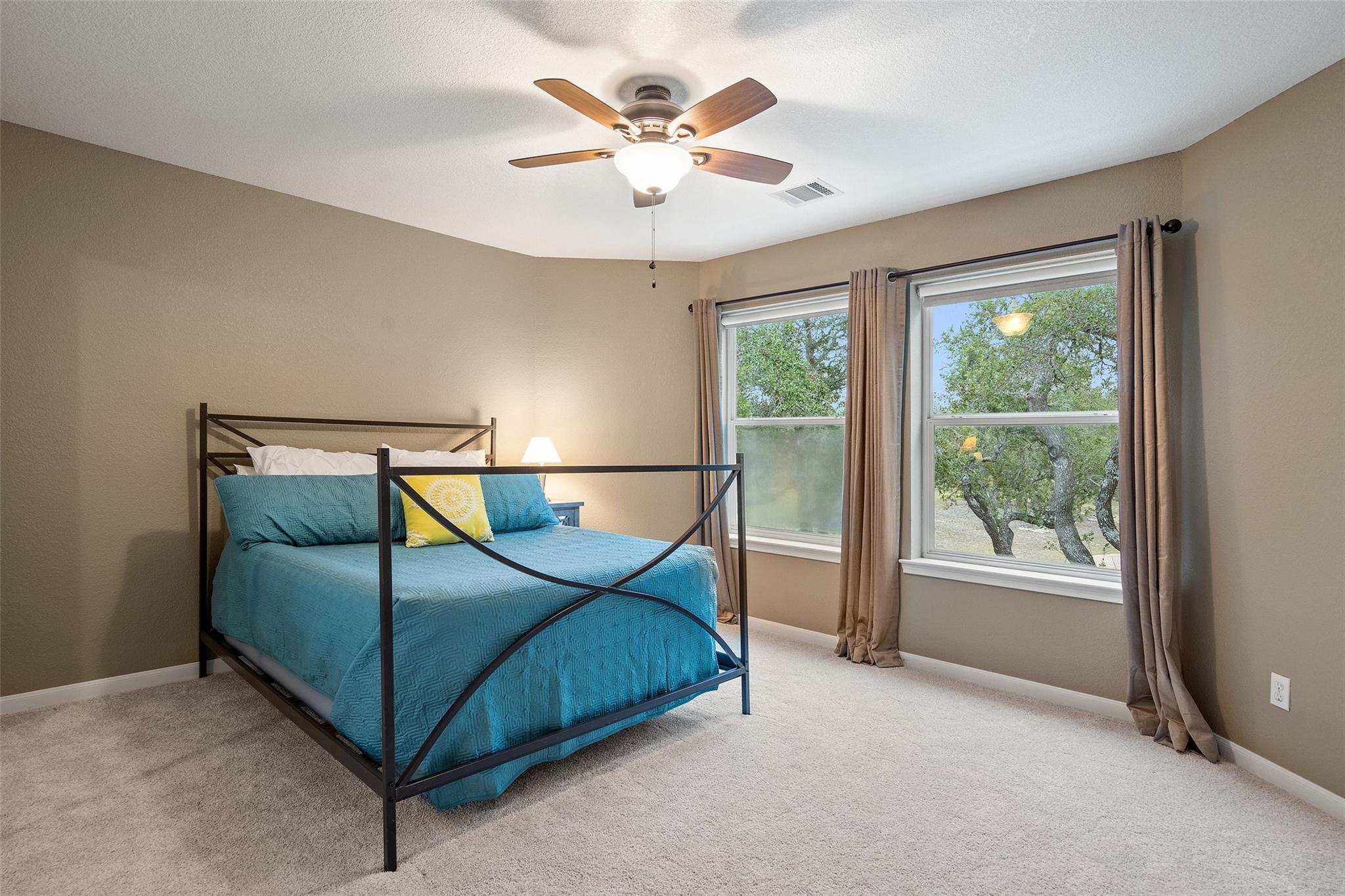 1161 Las Colinas Dr Property Photo 29