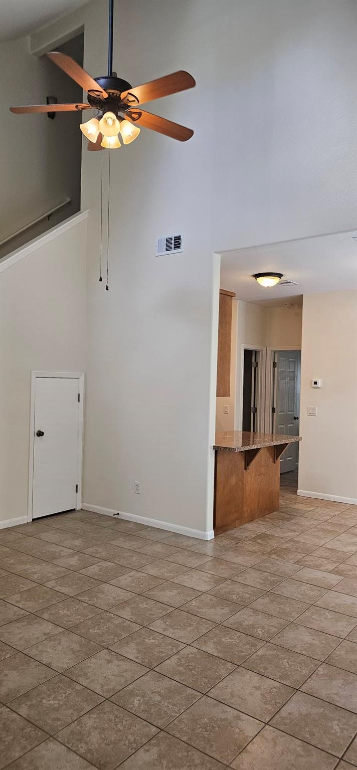709 Franklin Blvd #a Property Photo 11