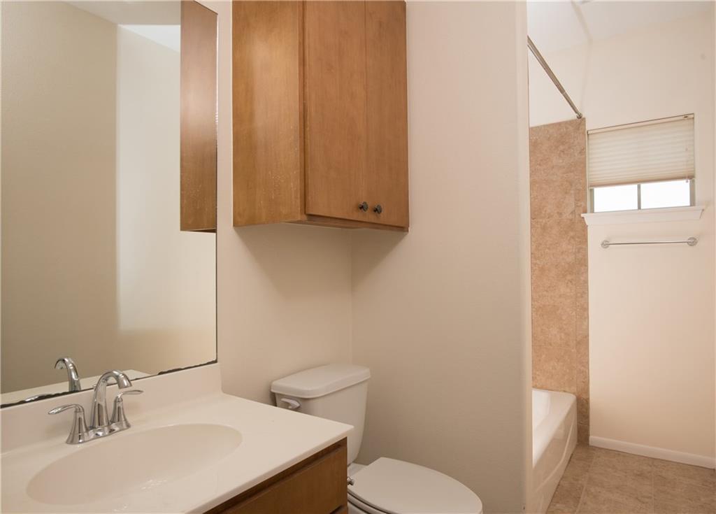 709 Franklin Blvd #a Property Photo 23