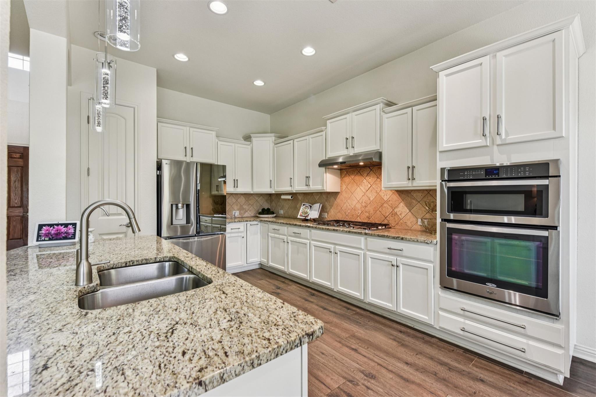 15701 Jeffs Ln Property Photo 6