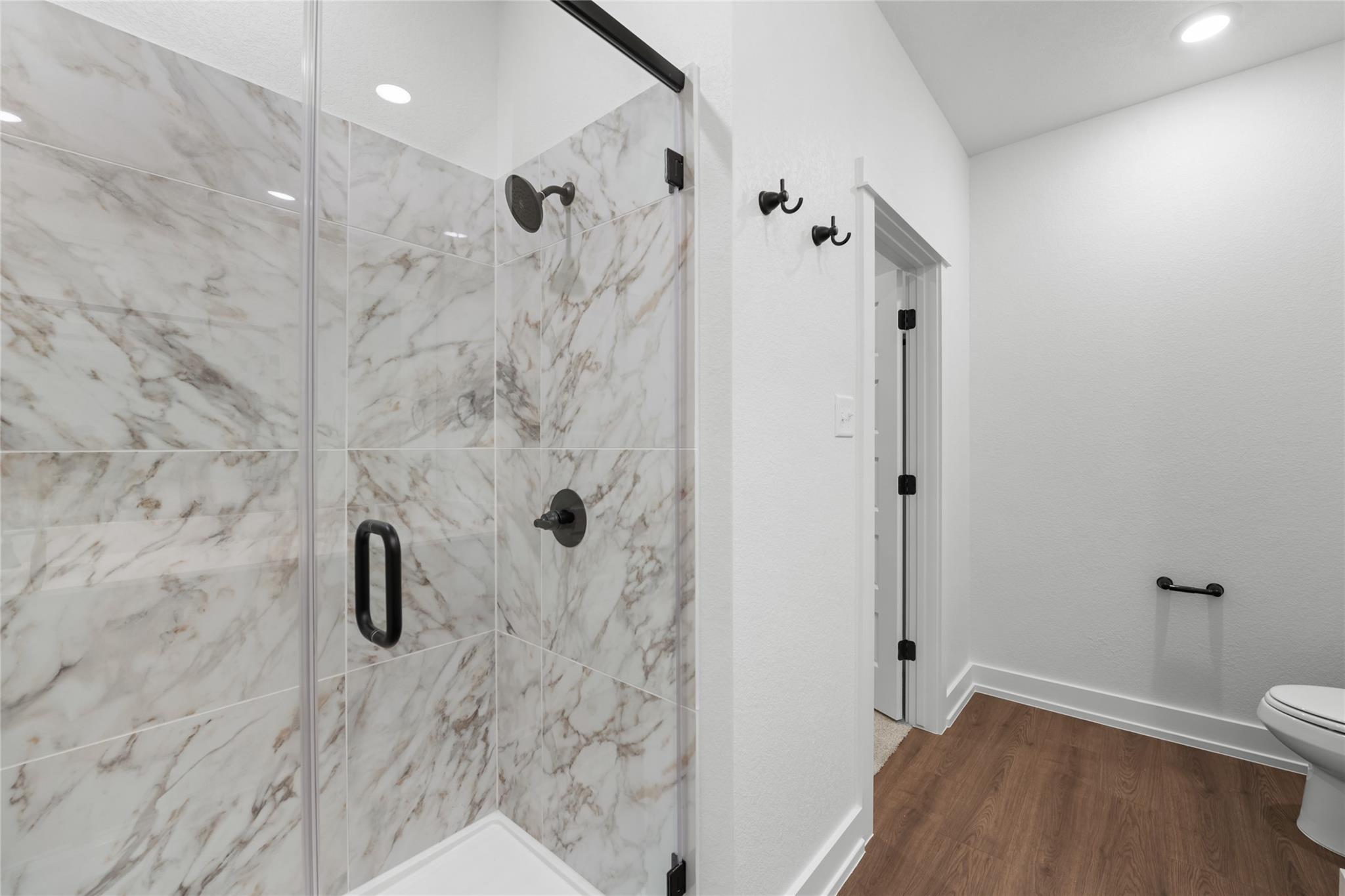 560 Gus Loop Property Photo 9