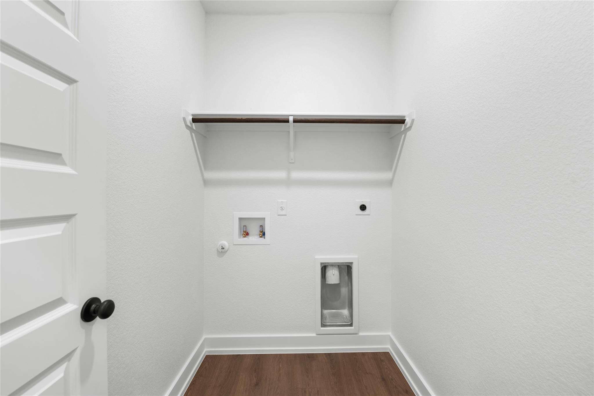 560 Gus Loop Property Photo 13