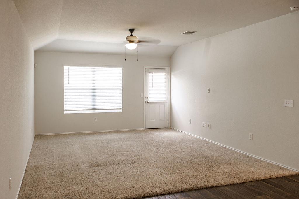 14915 Talus Rd Property Photo 11