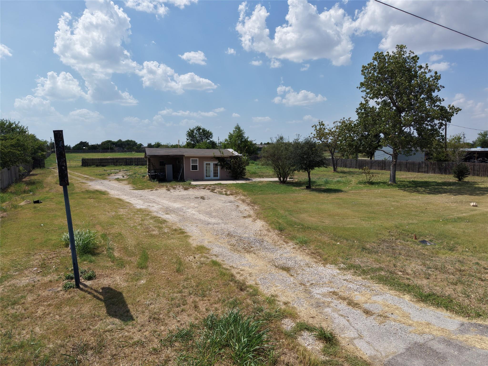 20112 Fm 973 None N Property Photo 1