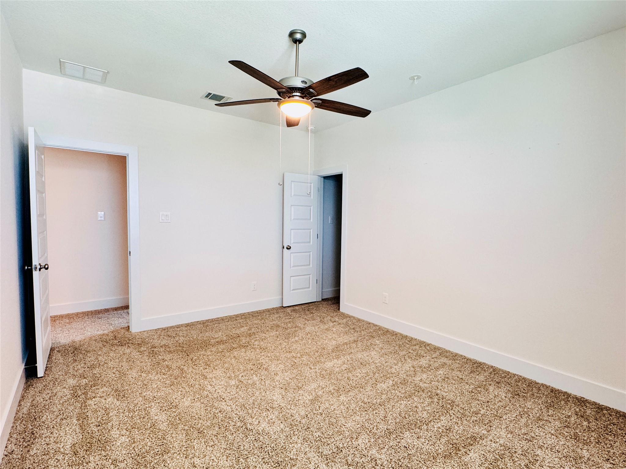 2605 Brushwood Mdw Property Photo 18