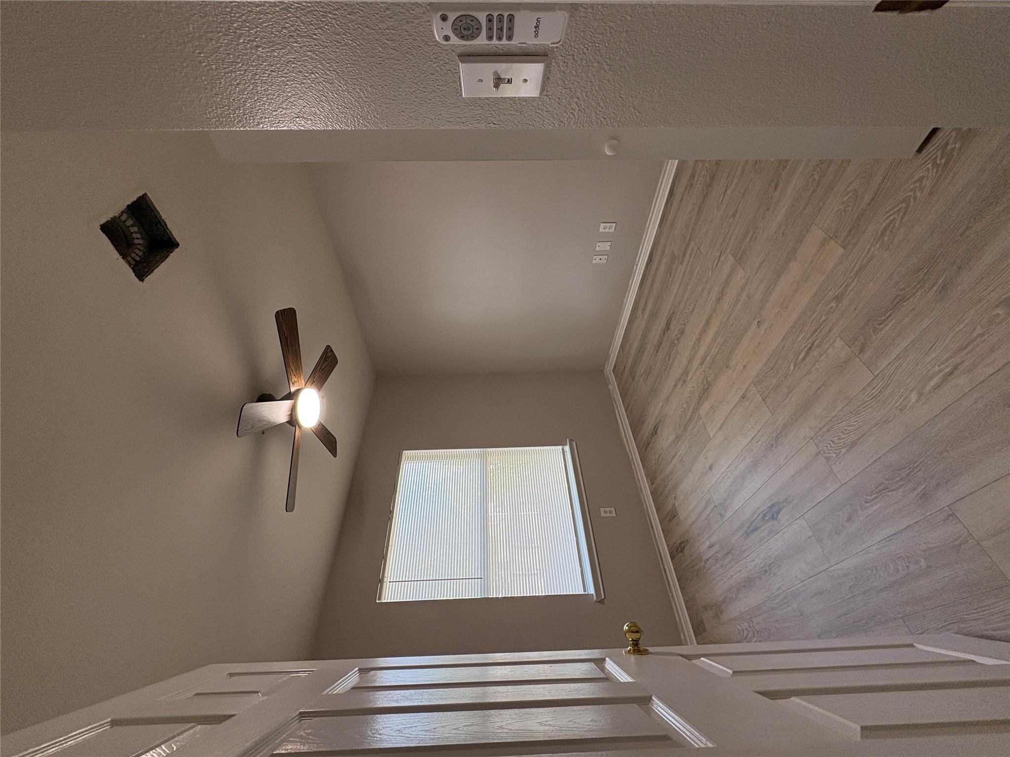 2405 Wisteria Way Property Photo 25