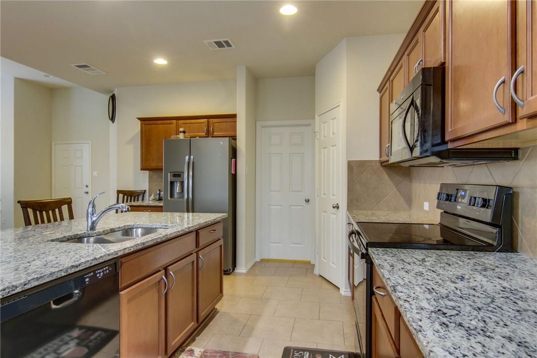 16009 Hawthorne Heights Trl Property Photo 15