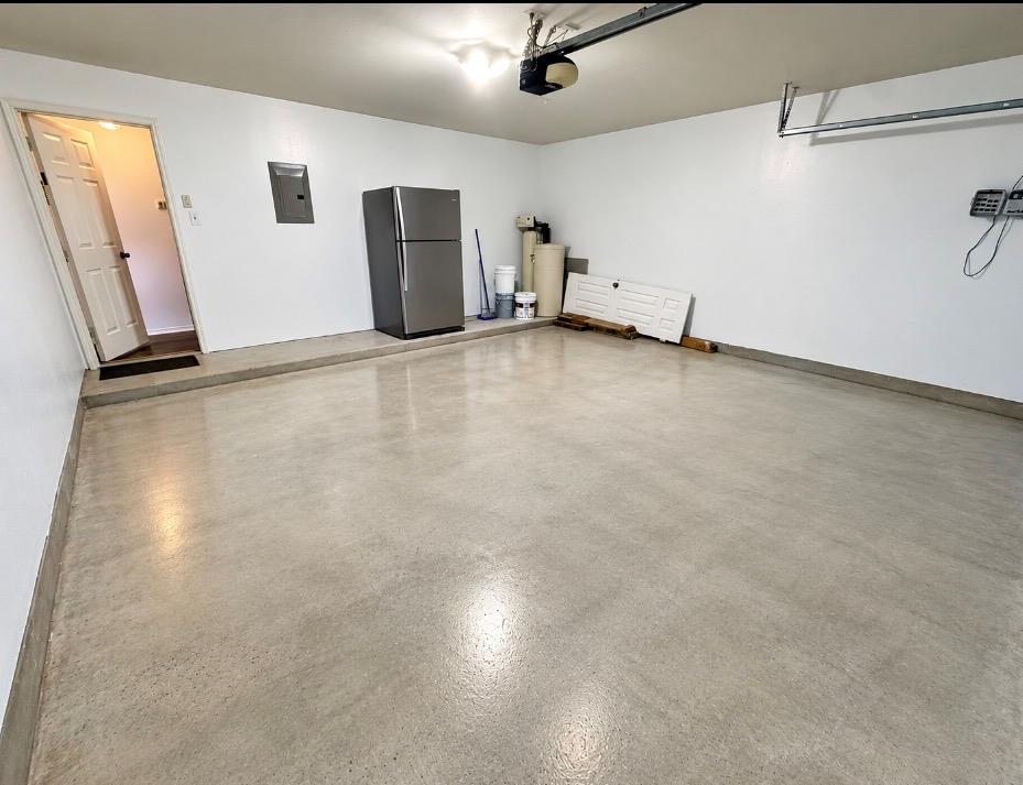 371 Housefinch Loop Property Photo 14