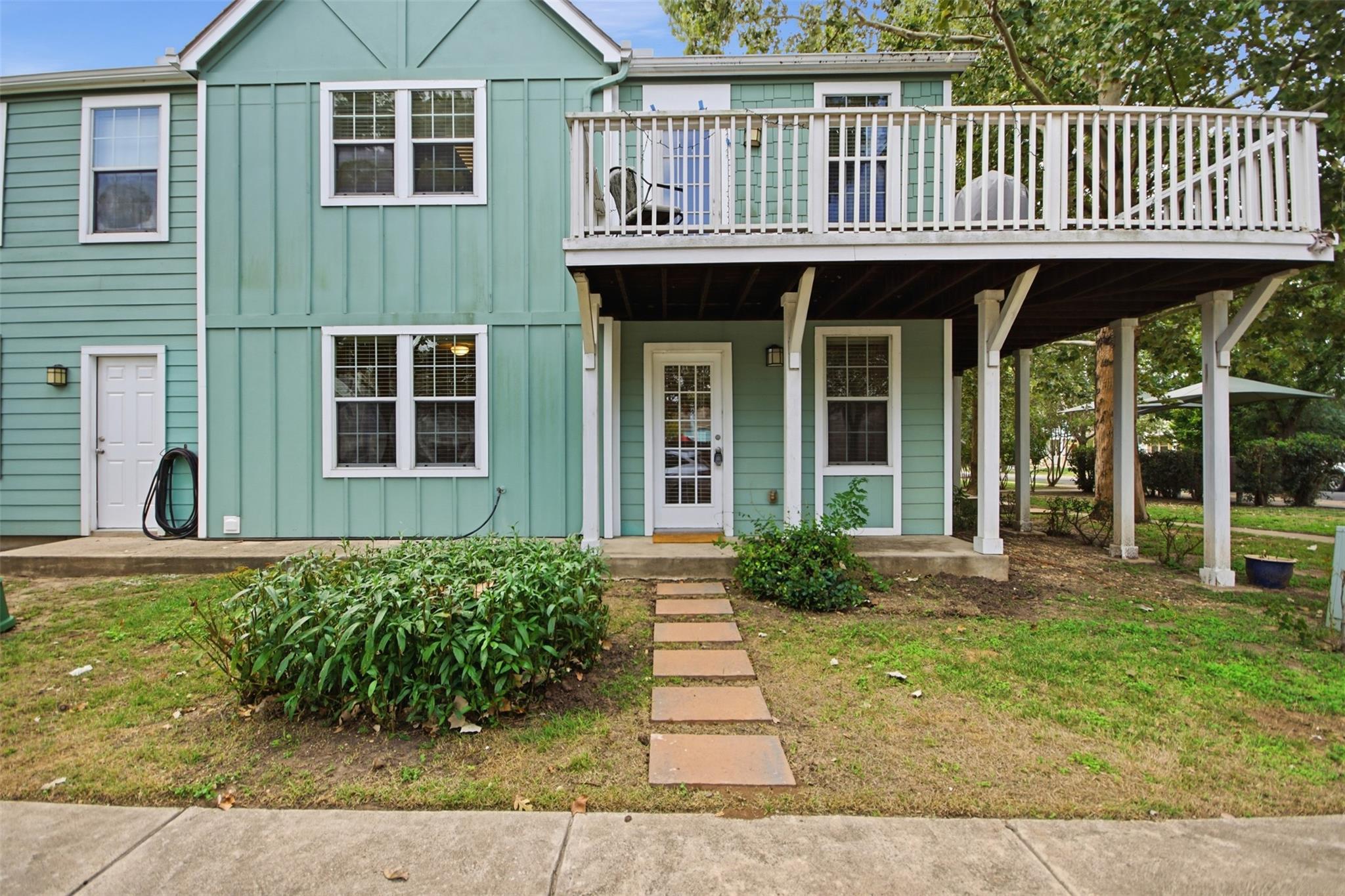 426 Shadow Point None #c Property Photo 2