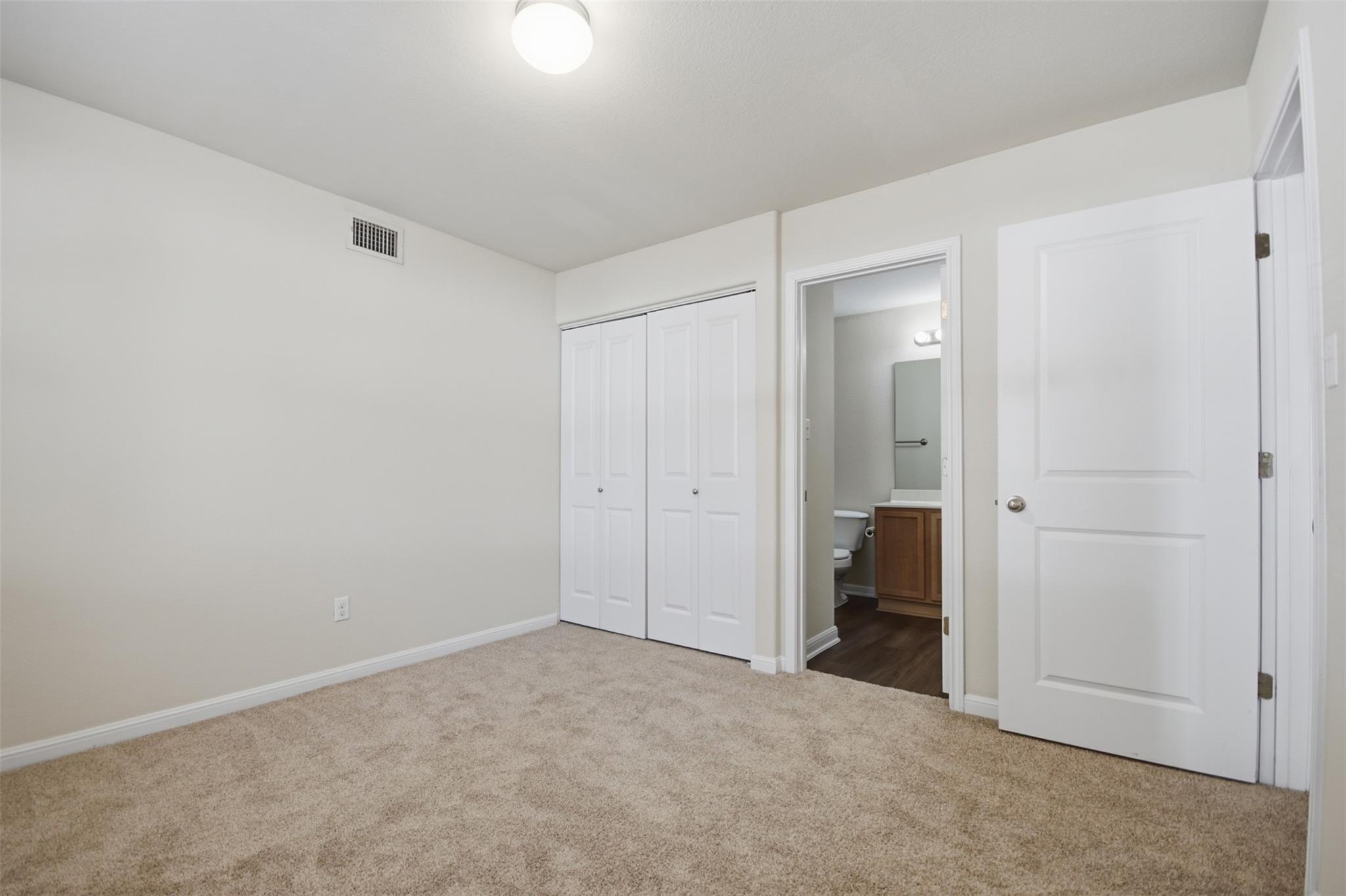 426 Shadow Point None #c Property Photo 13