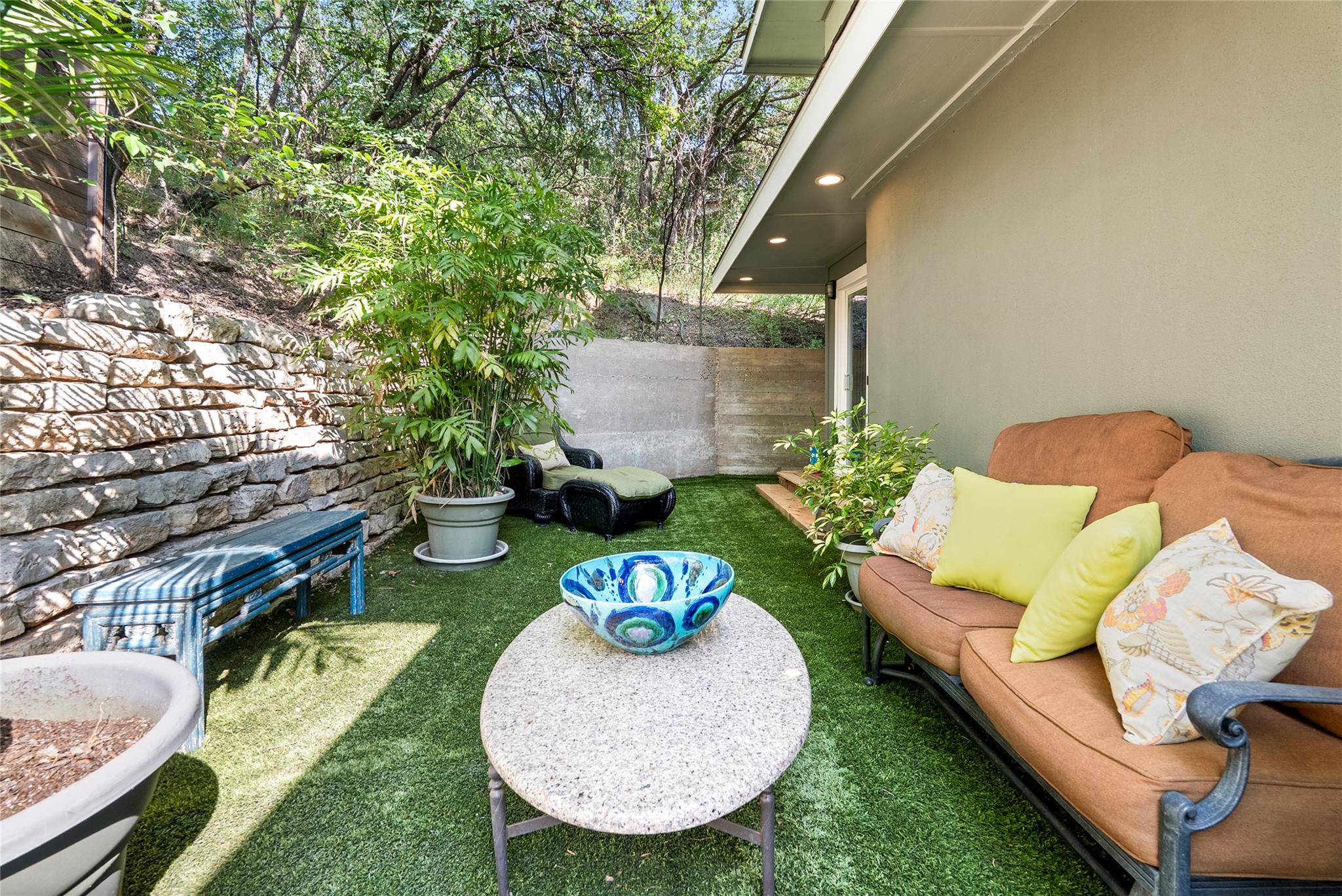 2101 Airole Way #a Property Photo 10