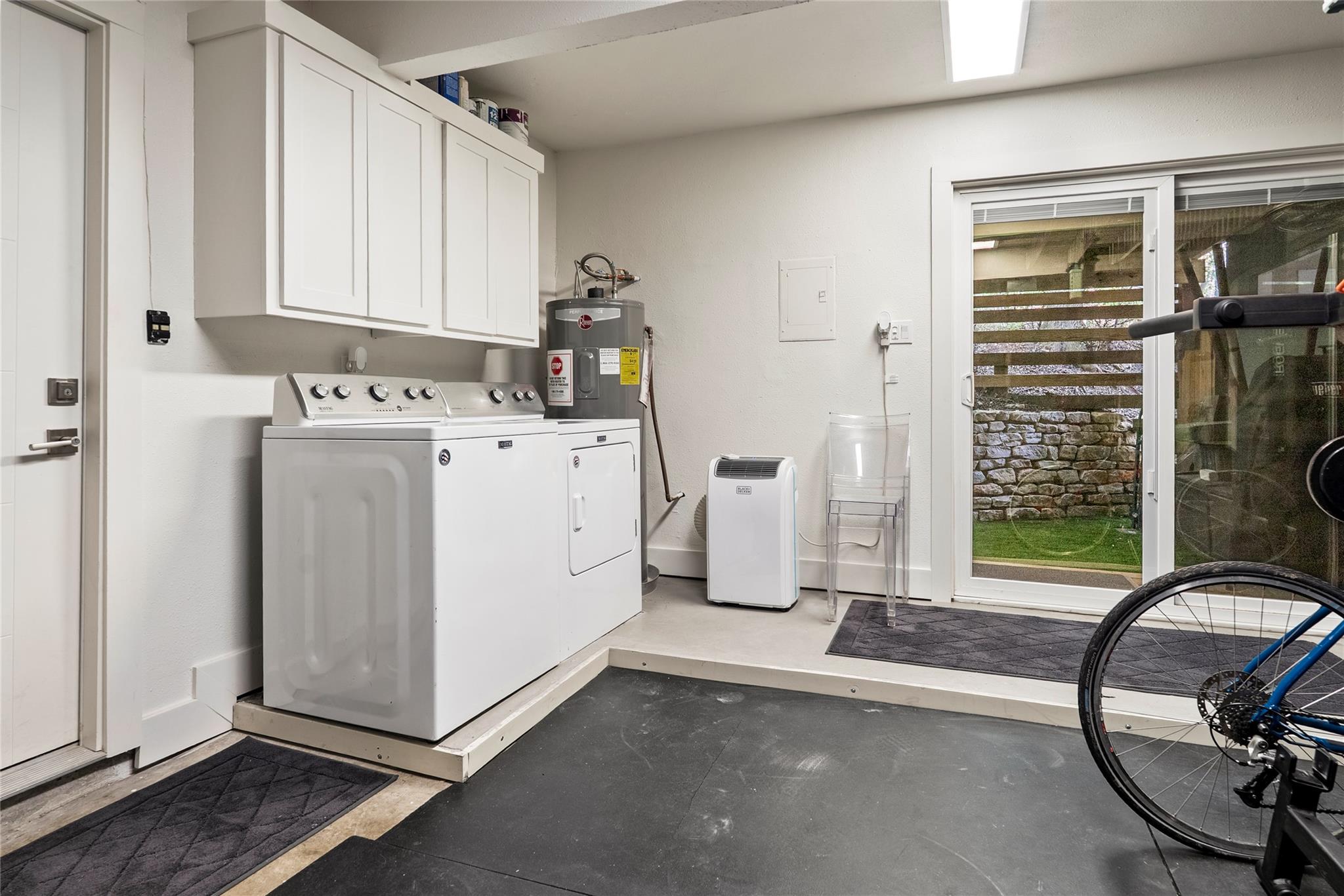 2101 Airole Way #a Property Photo 34