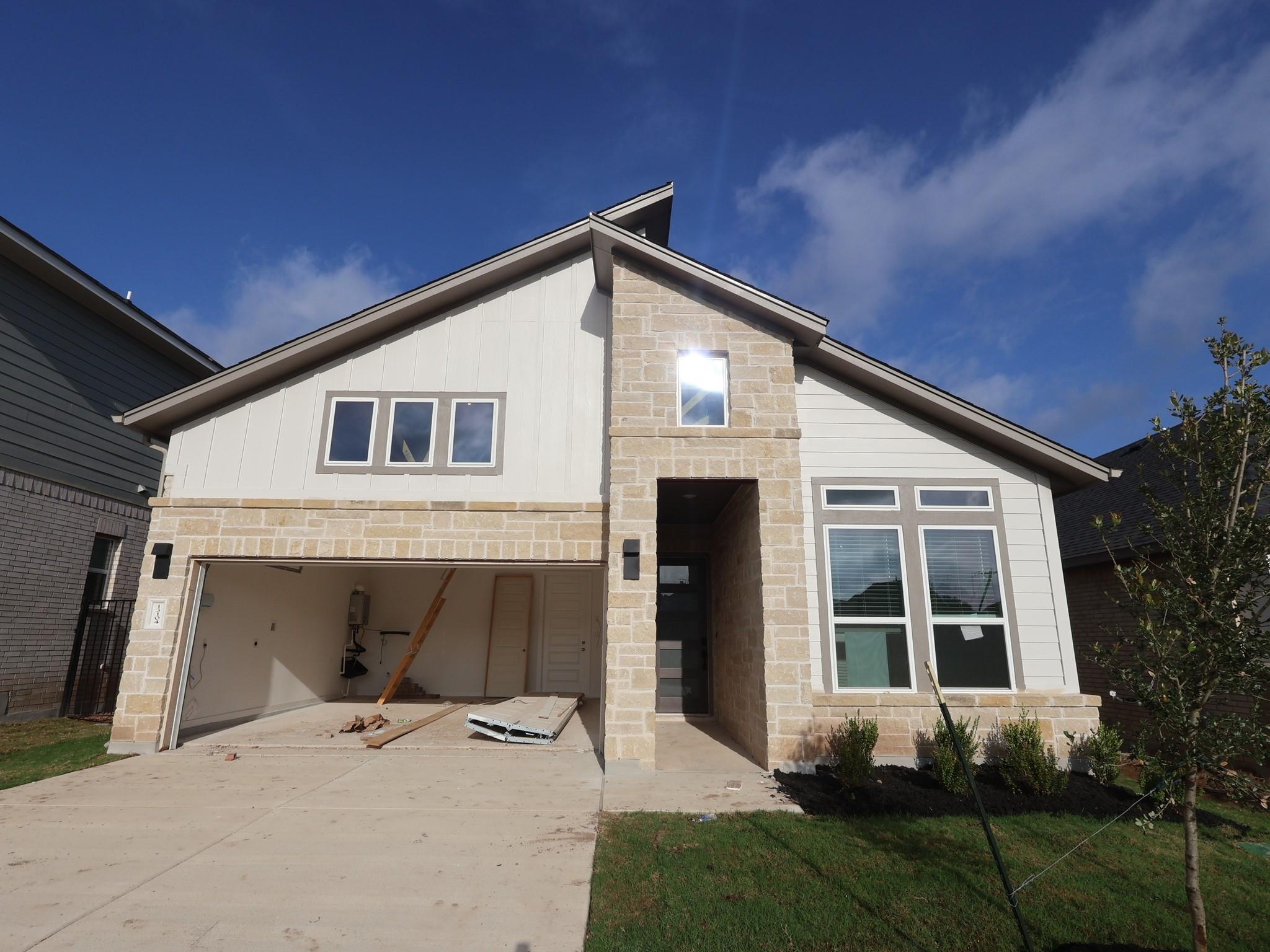 13104 Incline Dr Property Photo 1