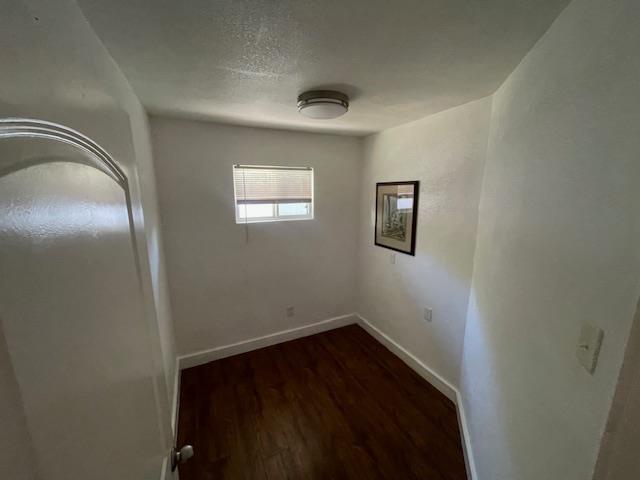 1113 E 3rd St #b Property Photo 6