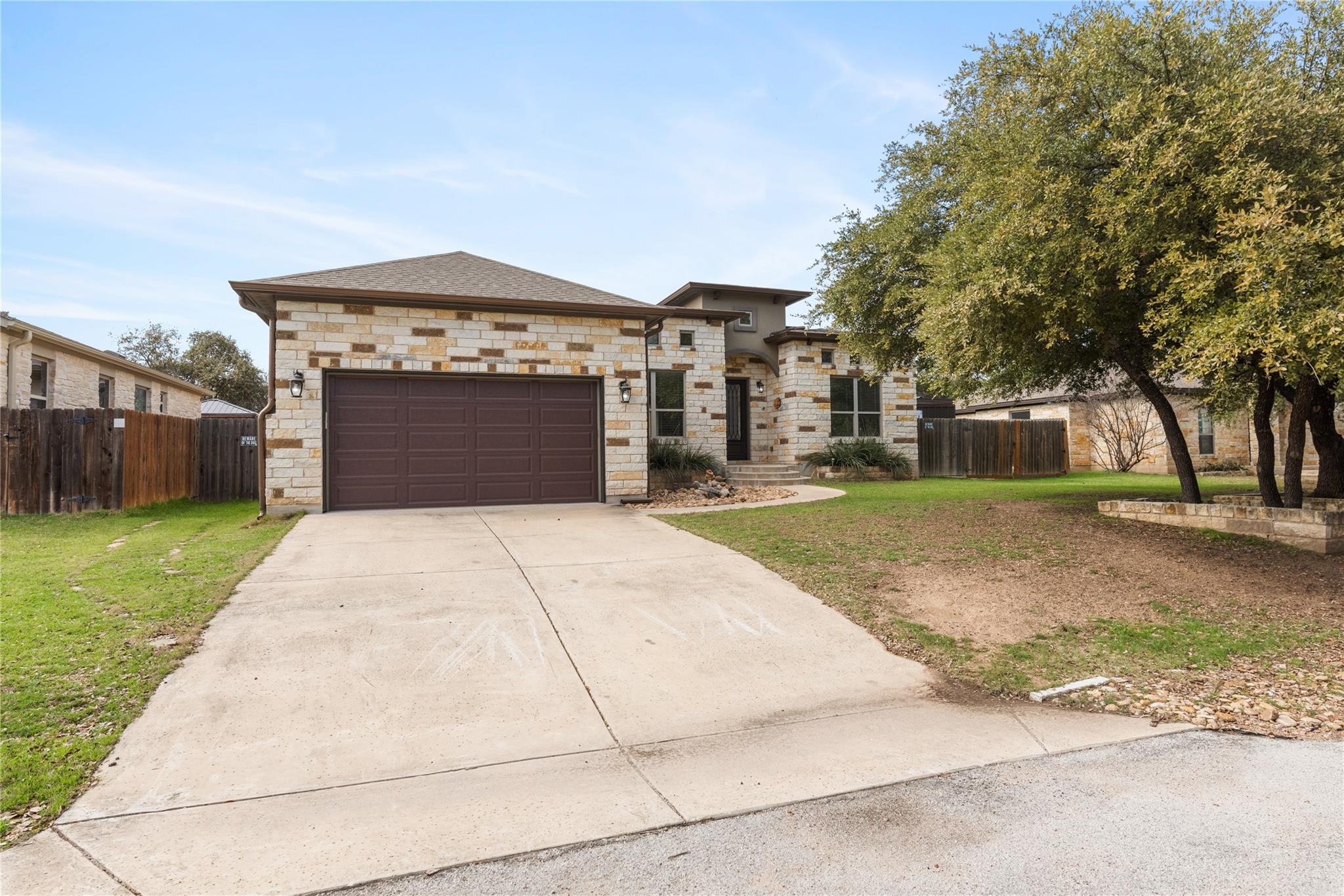 21434 Lakefront Dr Property Photo 5