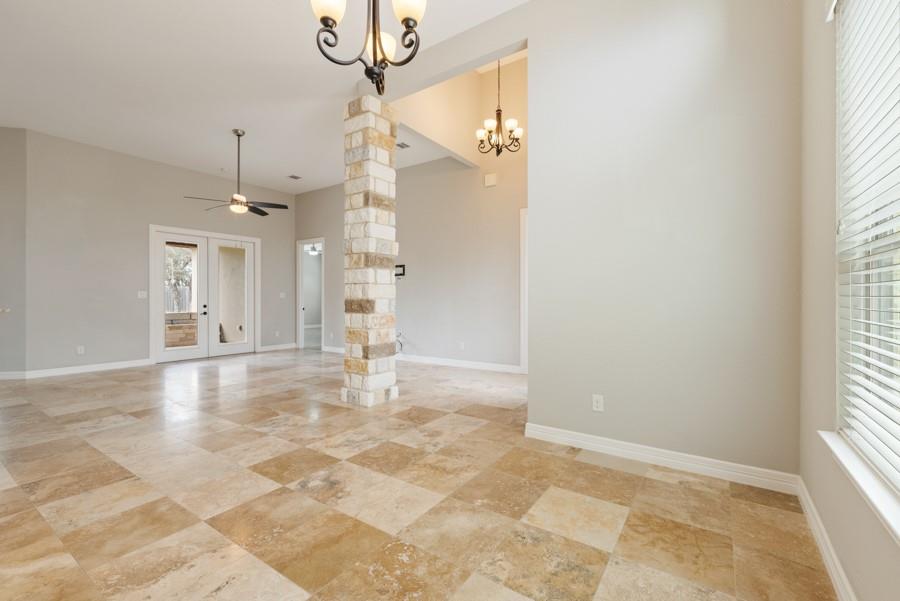 21434 Lakefront Dr Property Photo 7