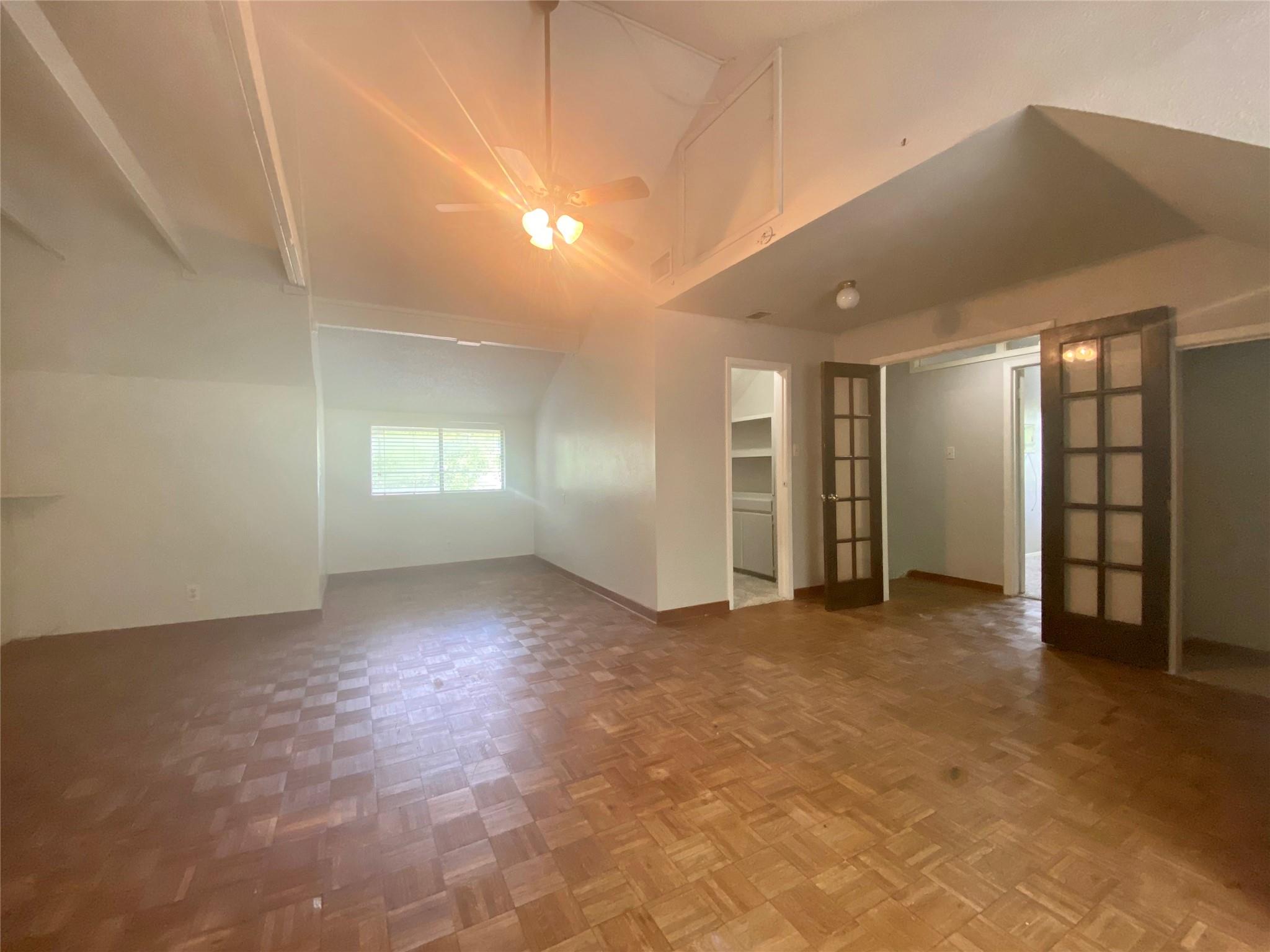 1609 W 11th St Property Photo 35